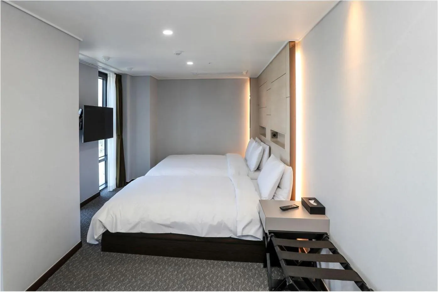 Bed in Griffinbay Hotel