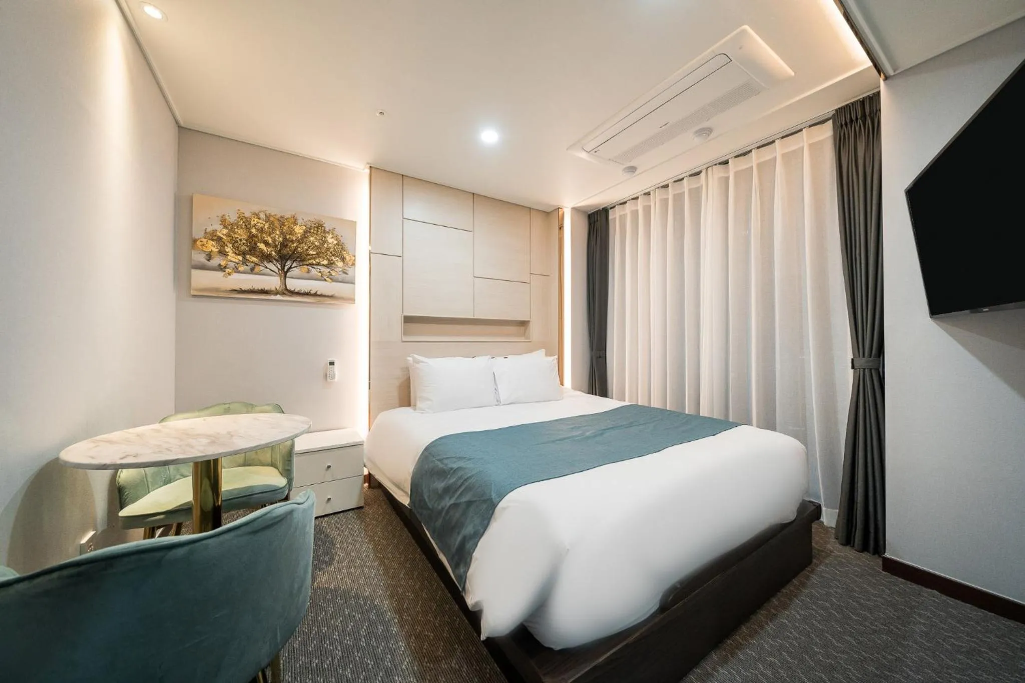 Bedroom, Bed in Griffinbay Hotel