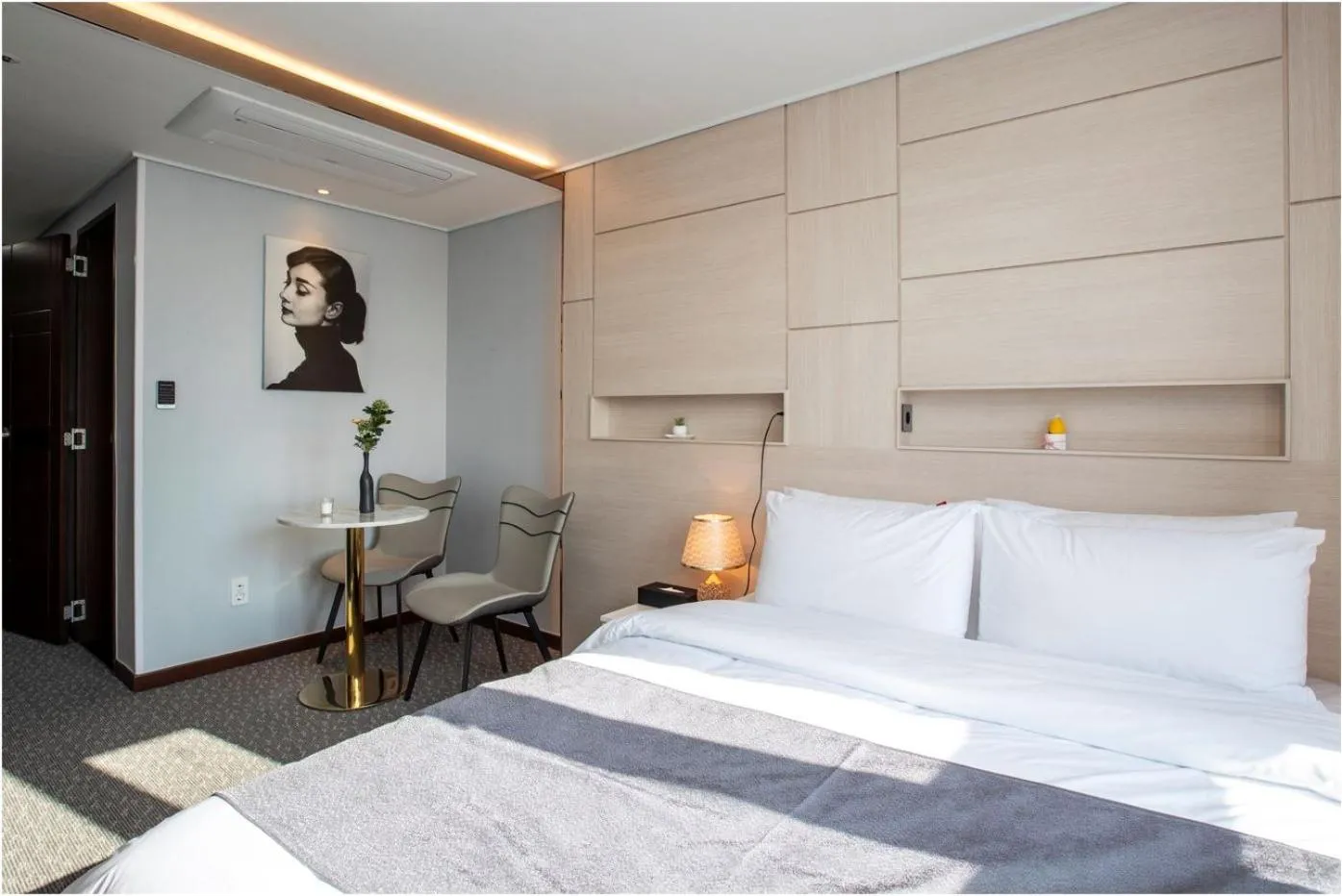 Bed in Griffinbay Hotel