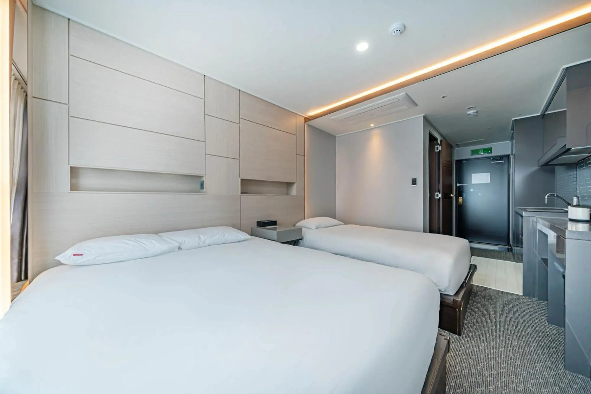 Bed in Griffinbay Hotel