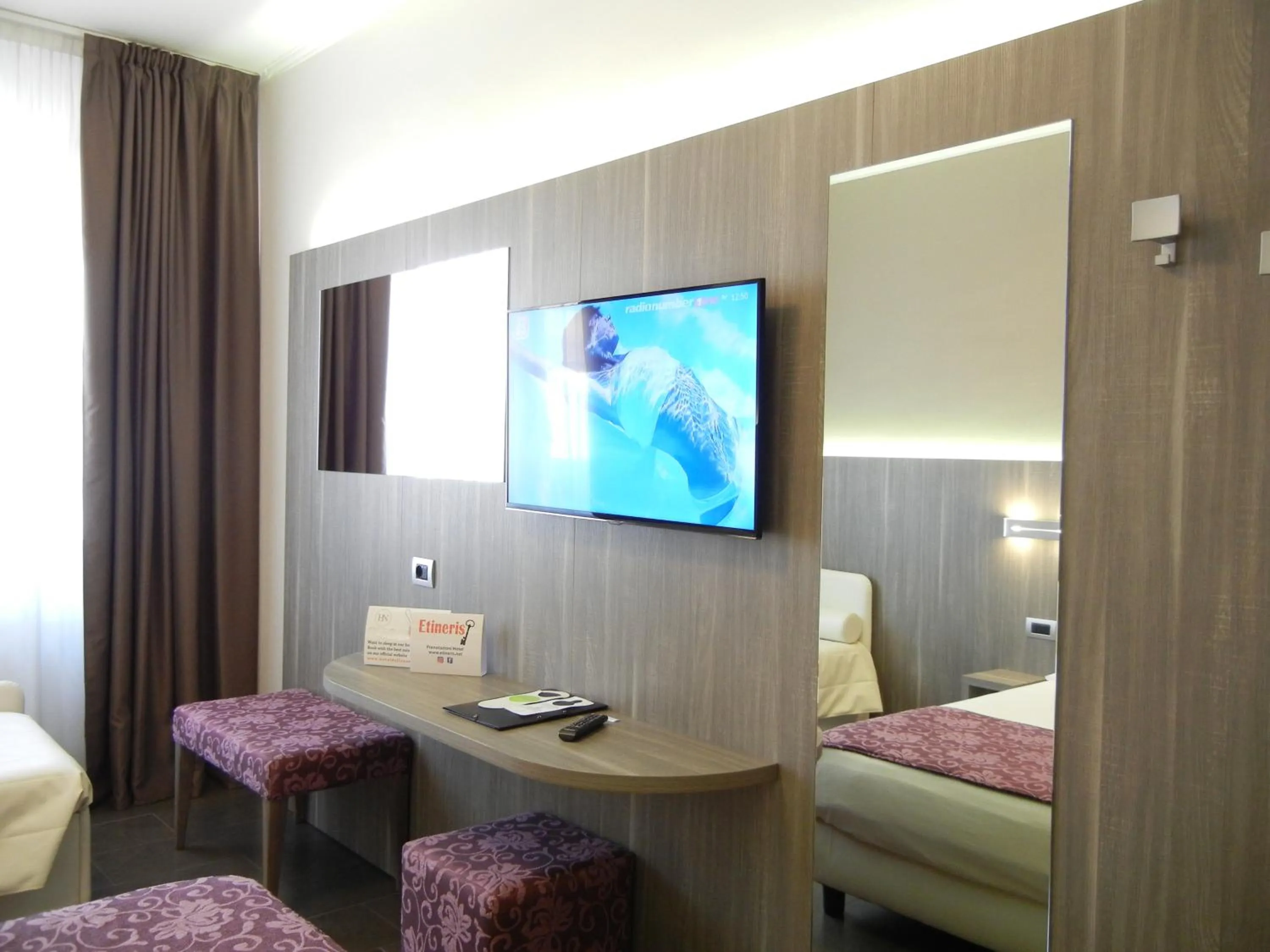 Bed in Delle Nazioni Milan Hotel