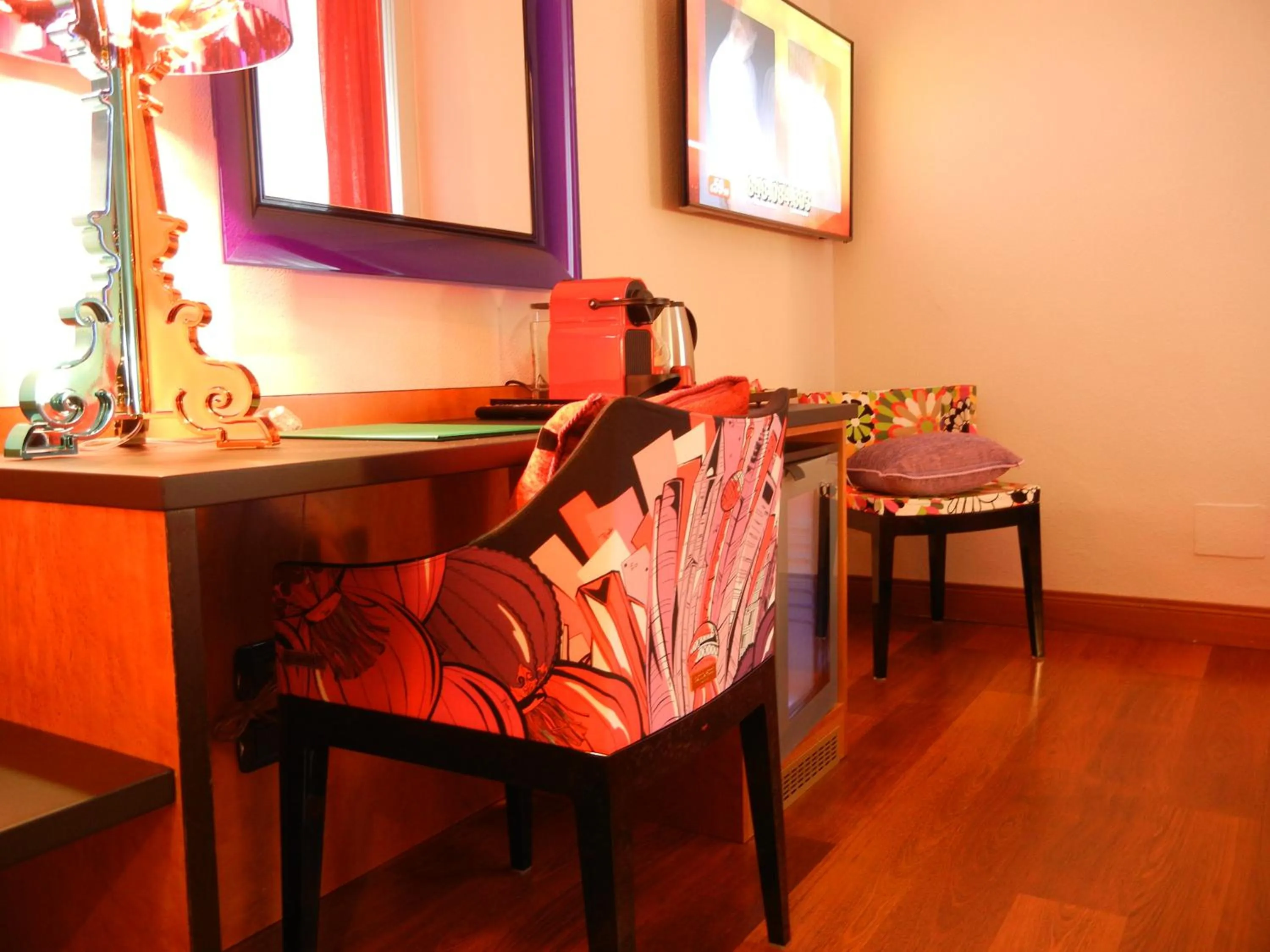 Photo of the whole room, Bed in Delle Nazioni Milan Hotel