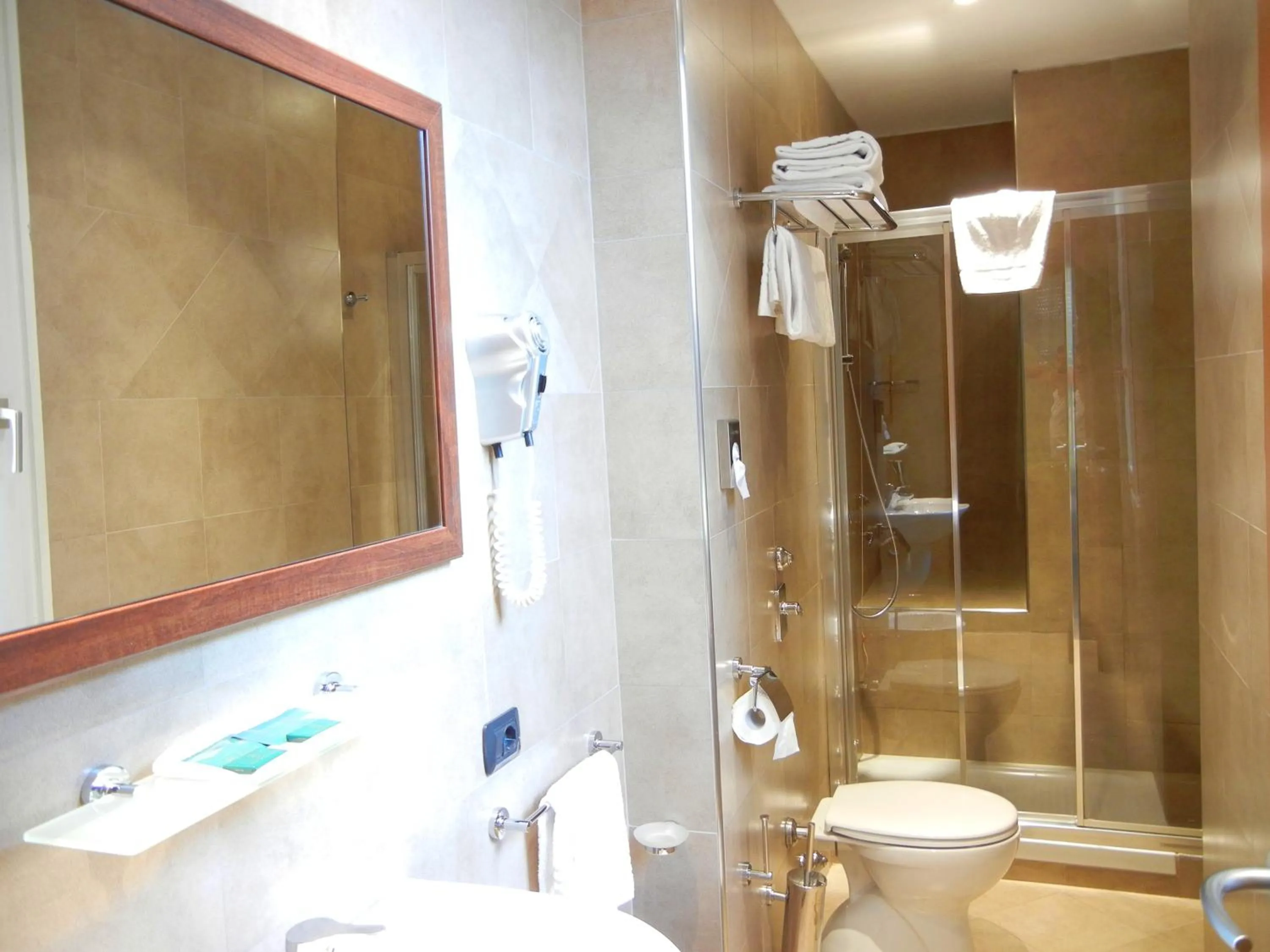 Bathroom in Delle Nazioni Milan Hotel