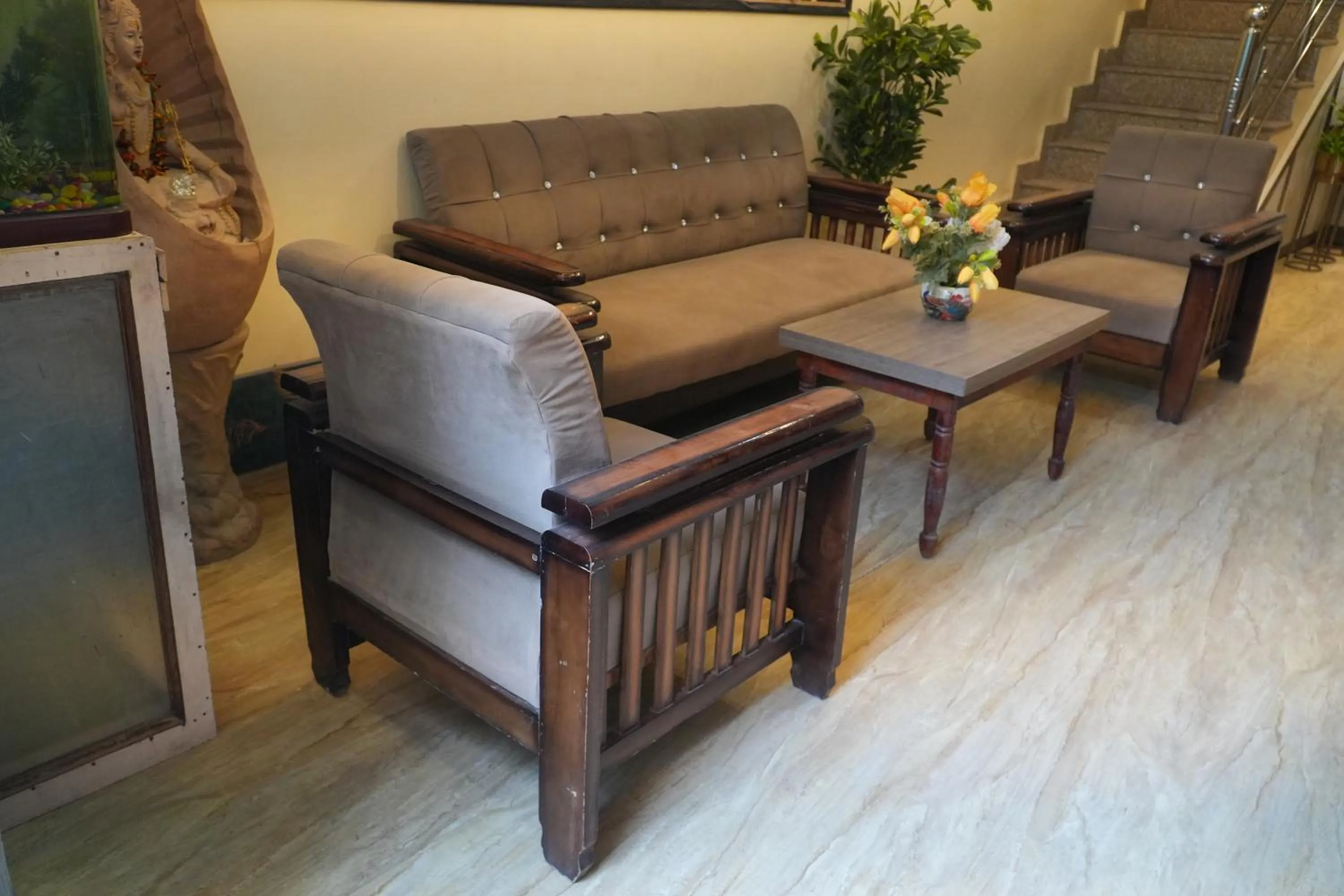 Lobby or reception in Bluebells Varanasi