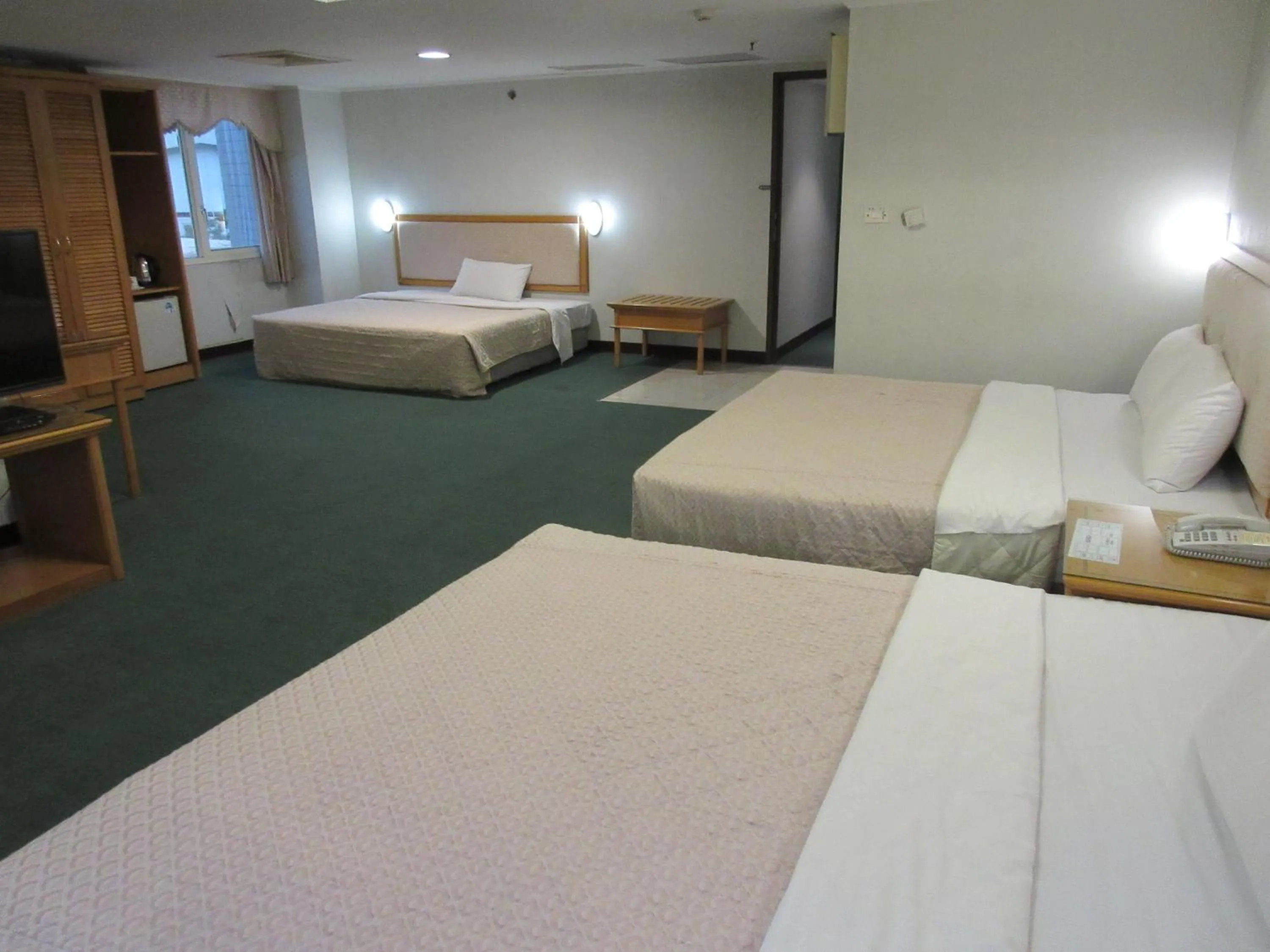 Bedroom, Bed in Kenting City Gate Hotel