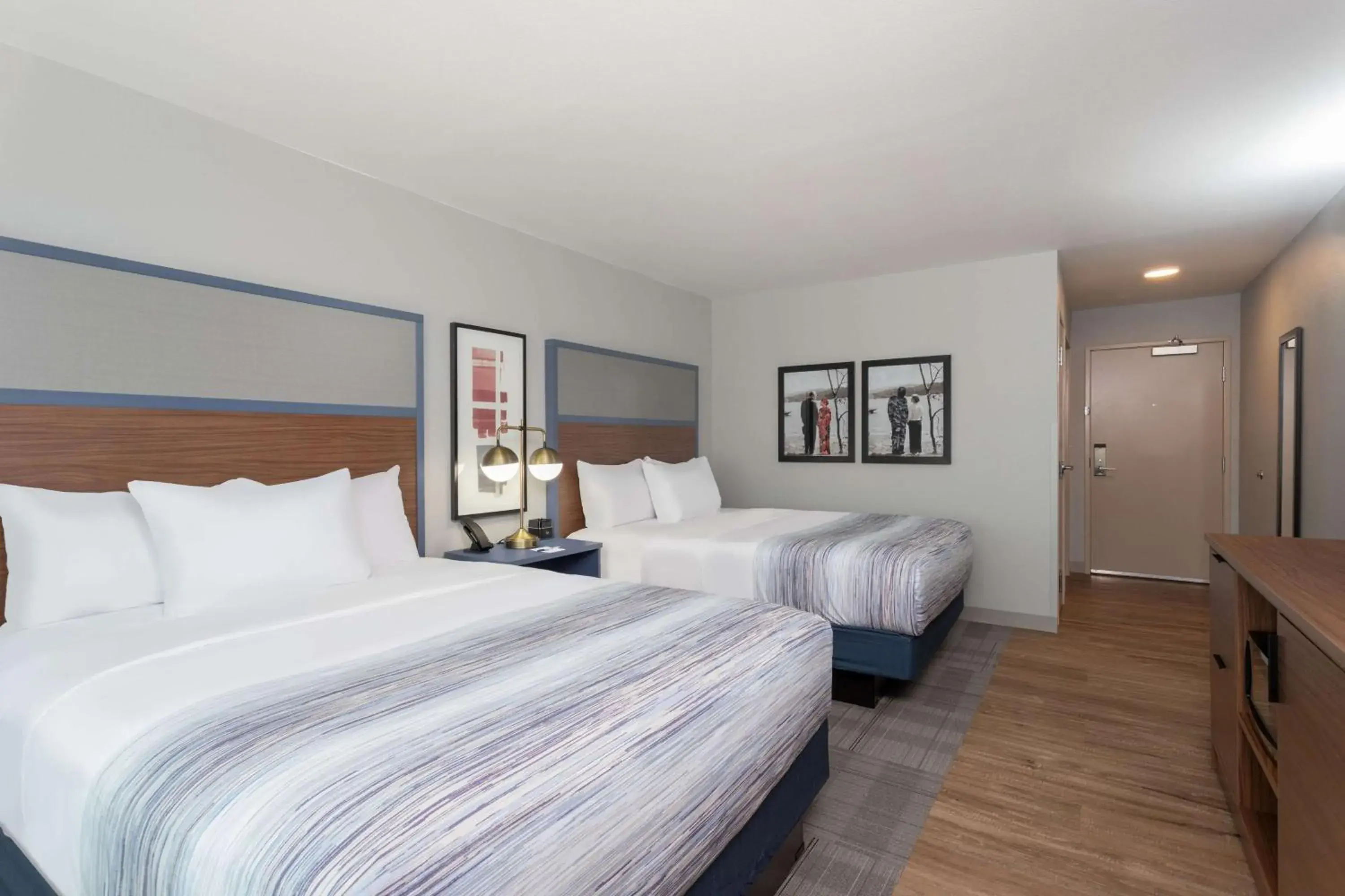 2 Queen Beds, Mobility/Hearing Accessible Business Room, Bathtub w/Grab Bars, NS in AmericInn by Wyndham San Angelo 2 Queen Beds, Mobility/Hearing Accessible Business Room, Bathtub w/Grab Bars, NS in AmericInn by Wyndham San Angelo