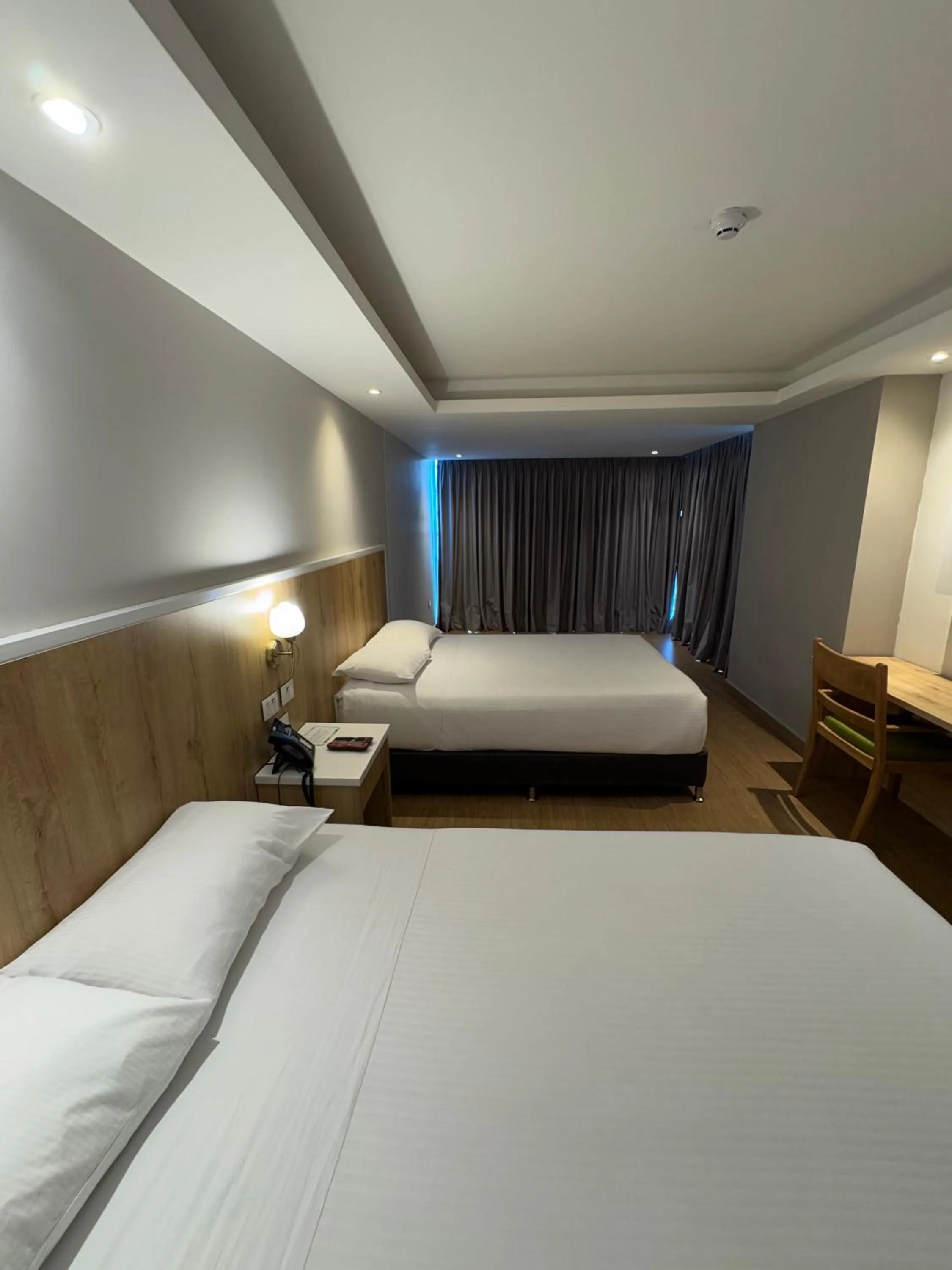 Bed in Wyndham Garden Cartagena