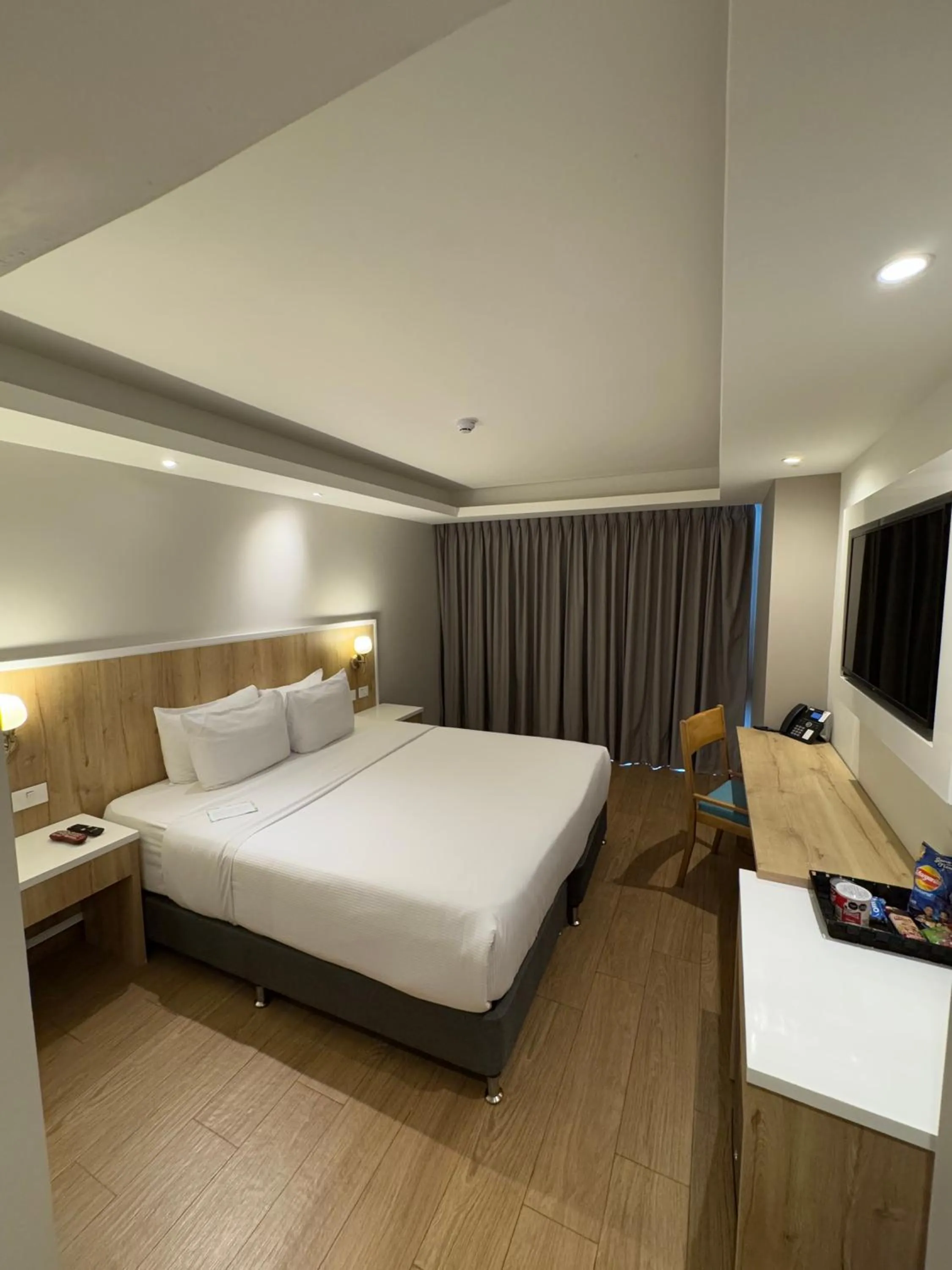 Bed in Wyndham Garden Cartagena