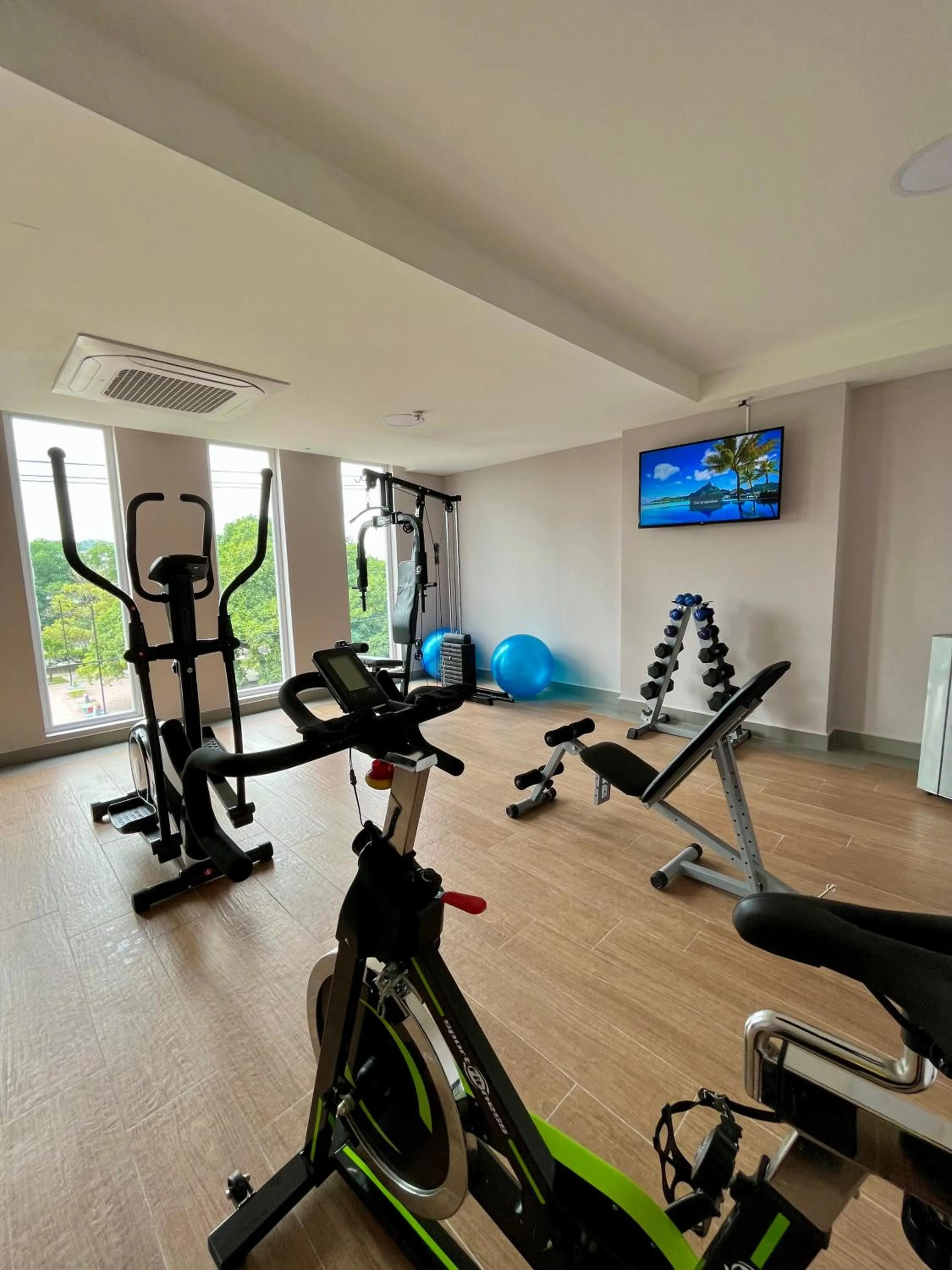 Fitness centre/facilities in Wyndham Garden Cartagena