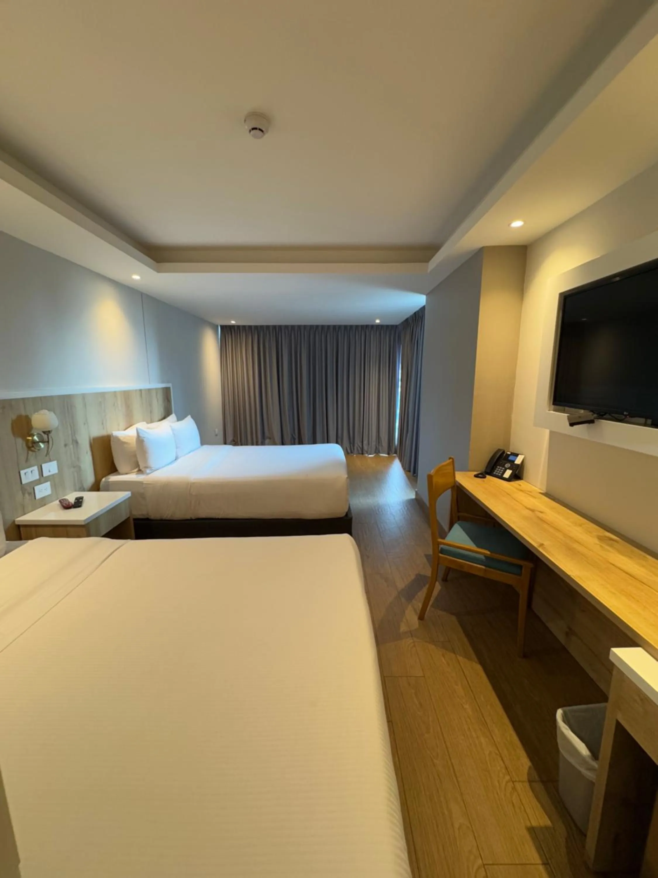 Bed in Wyndham Garden Cartagena