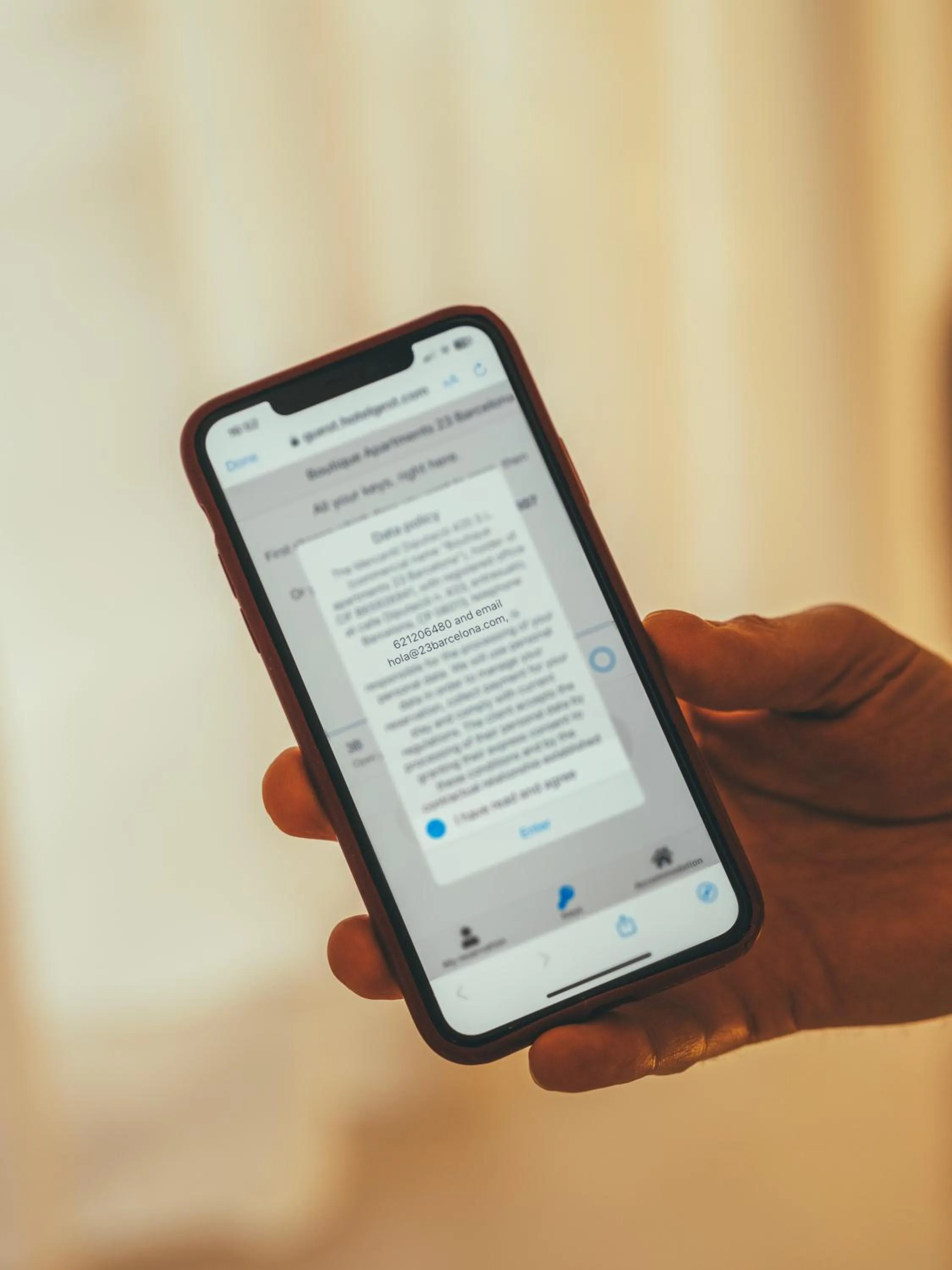 Text overlay in Boutique Apartments 23 Barcelona