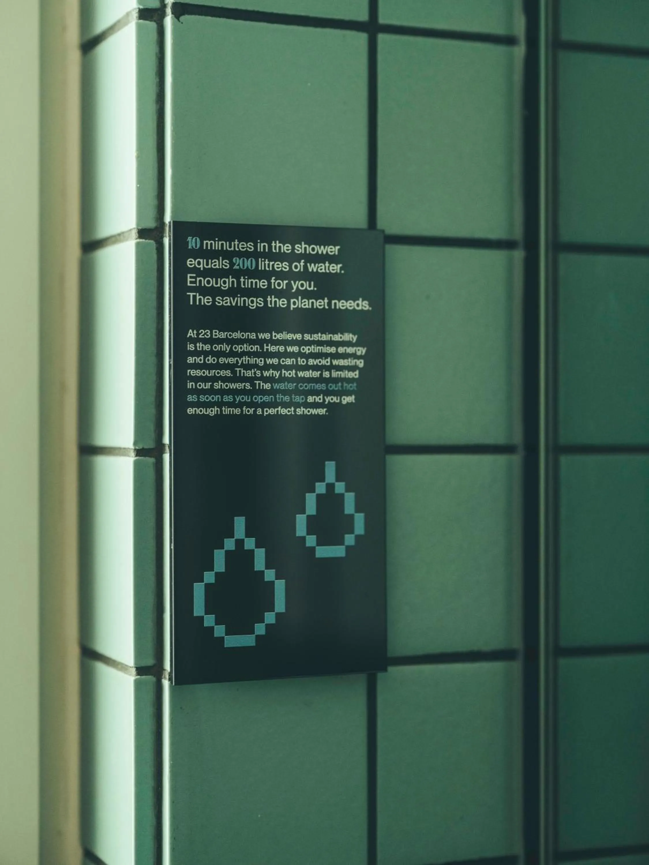 Text overlay in Boutique Apartments 23 Barcelona