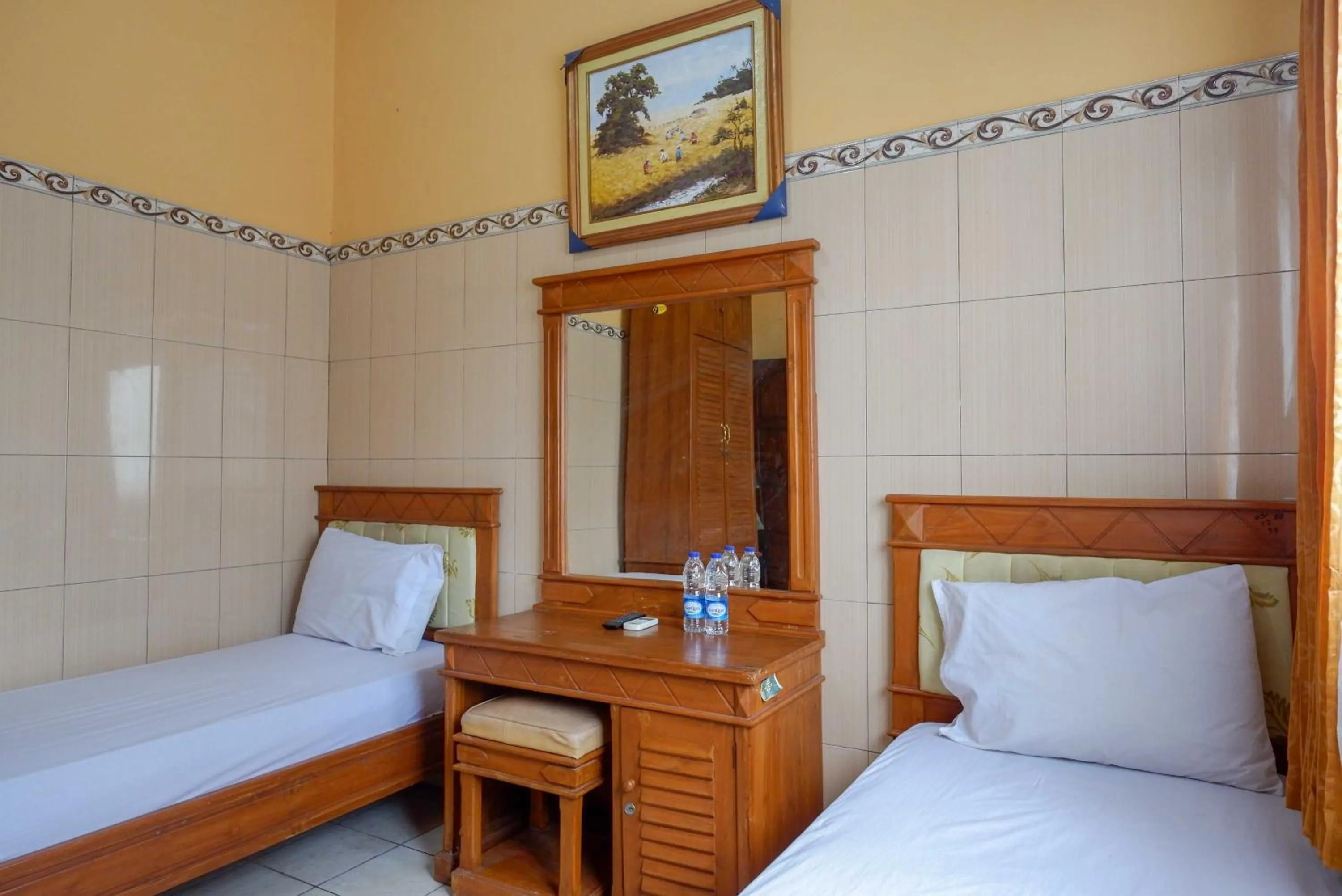 Bed in Urbanview Hotel Anugrah Kendal by RedDoorz