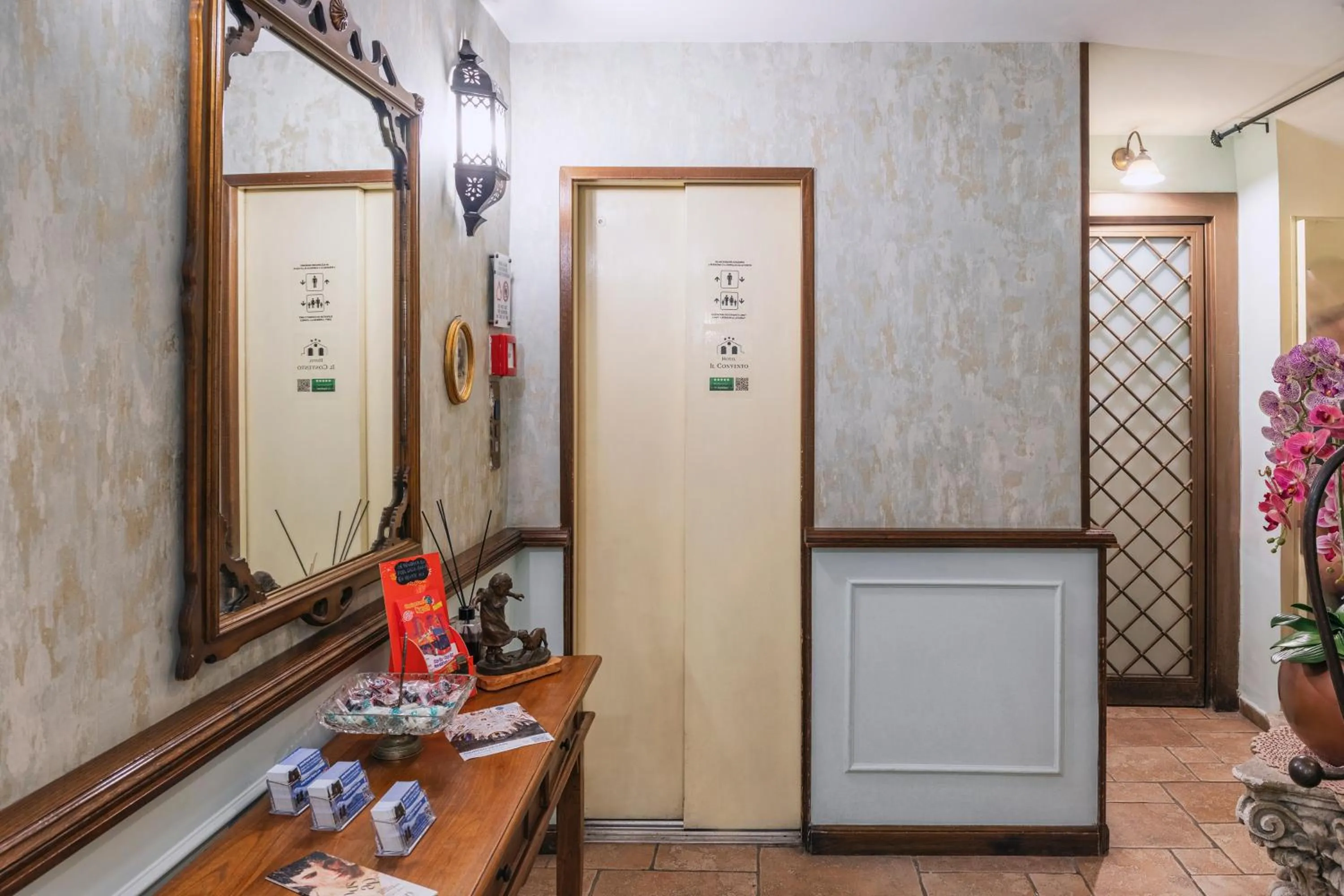 Lobby or reception in Hotel Il Convento