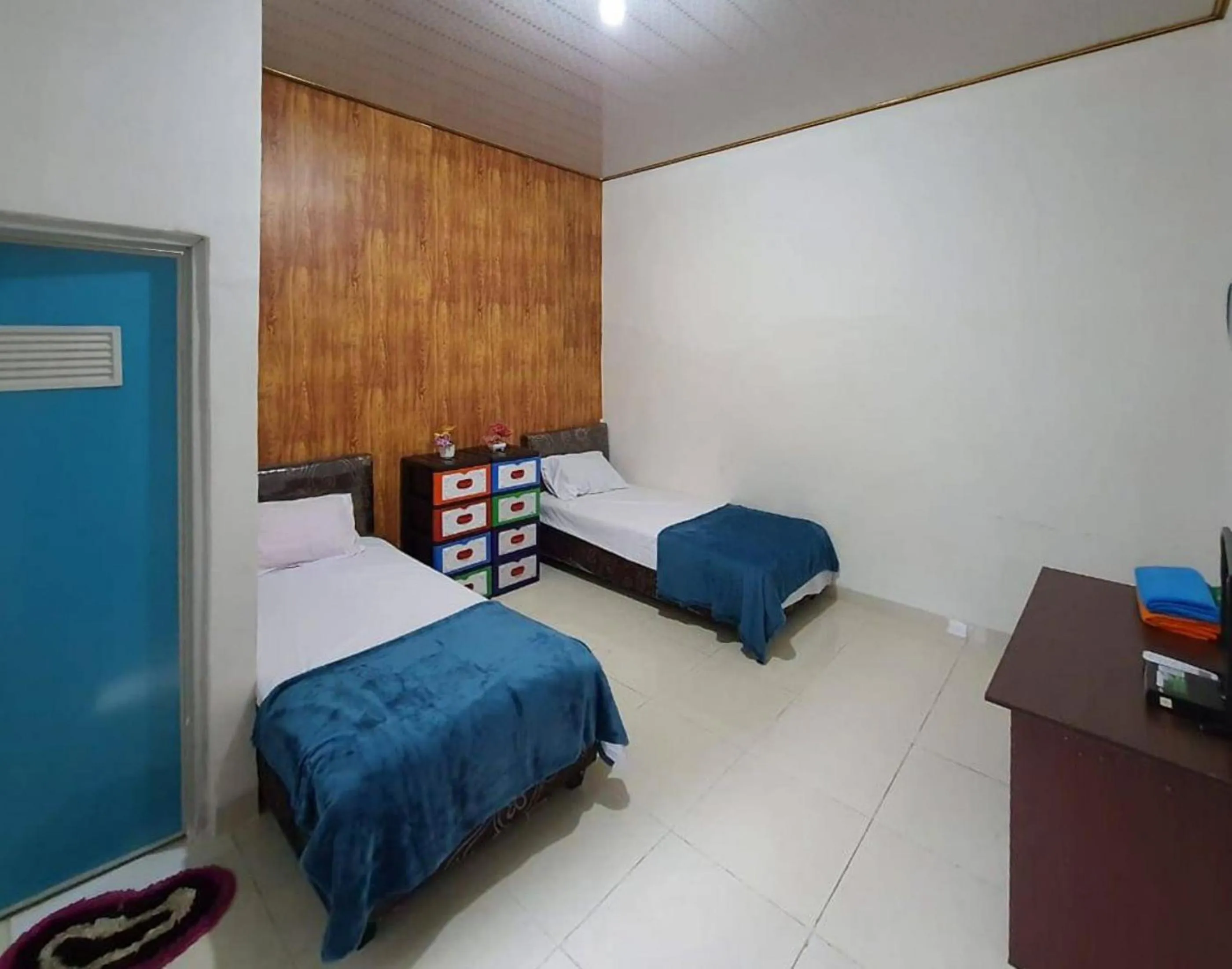 Bed in RedDoorz Syariah at Labuhan Maringgai Lampung