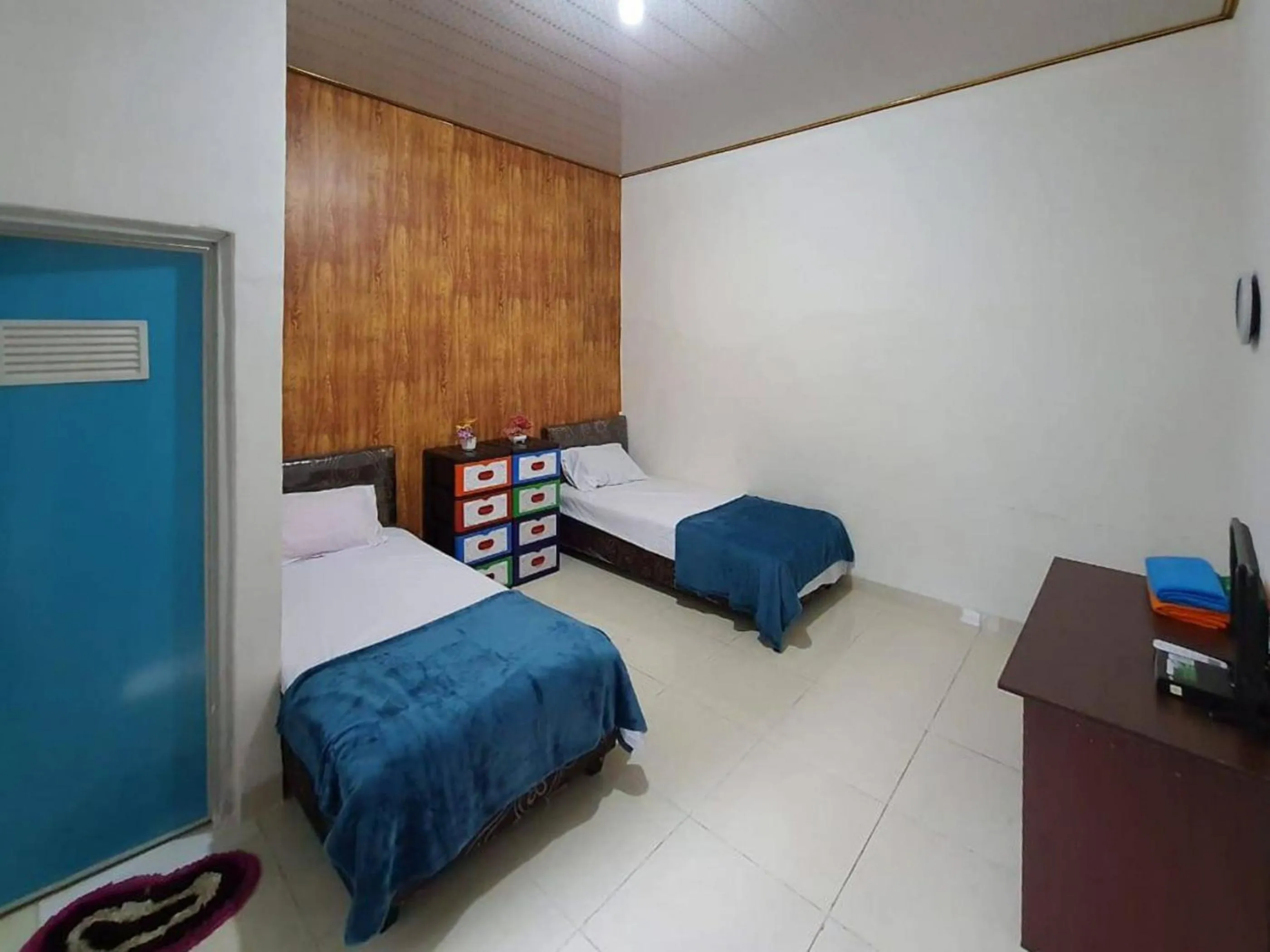 Bed in RedDoorz Syariah at Labuhan Maringgai Lampung