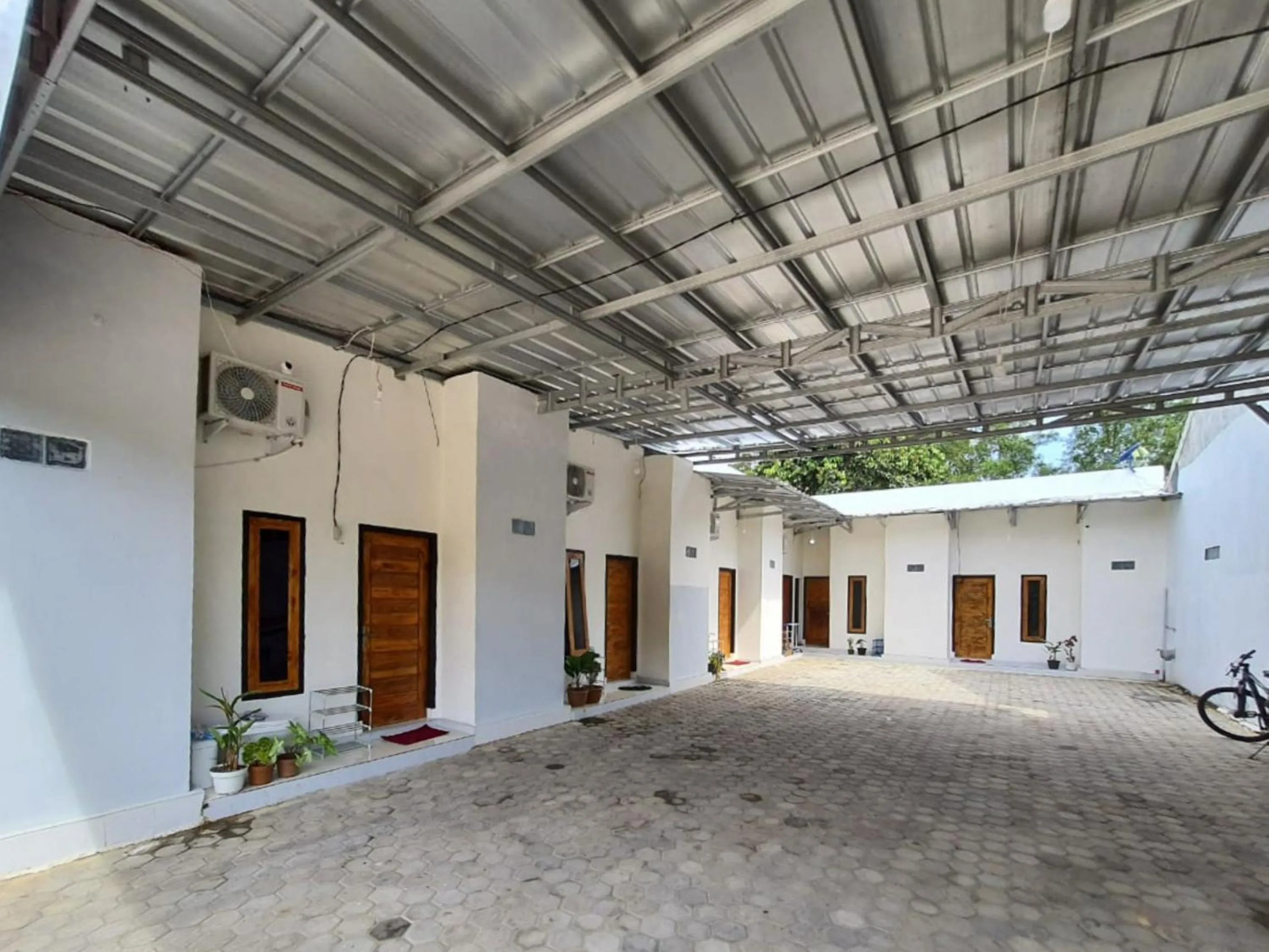 Property building in RedDoorz Syariah at Labuhan Maringgai Lampung