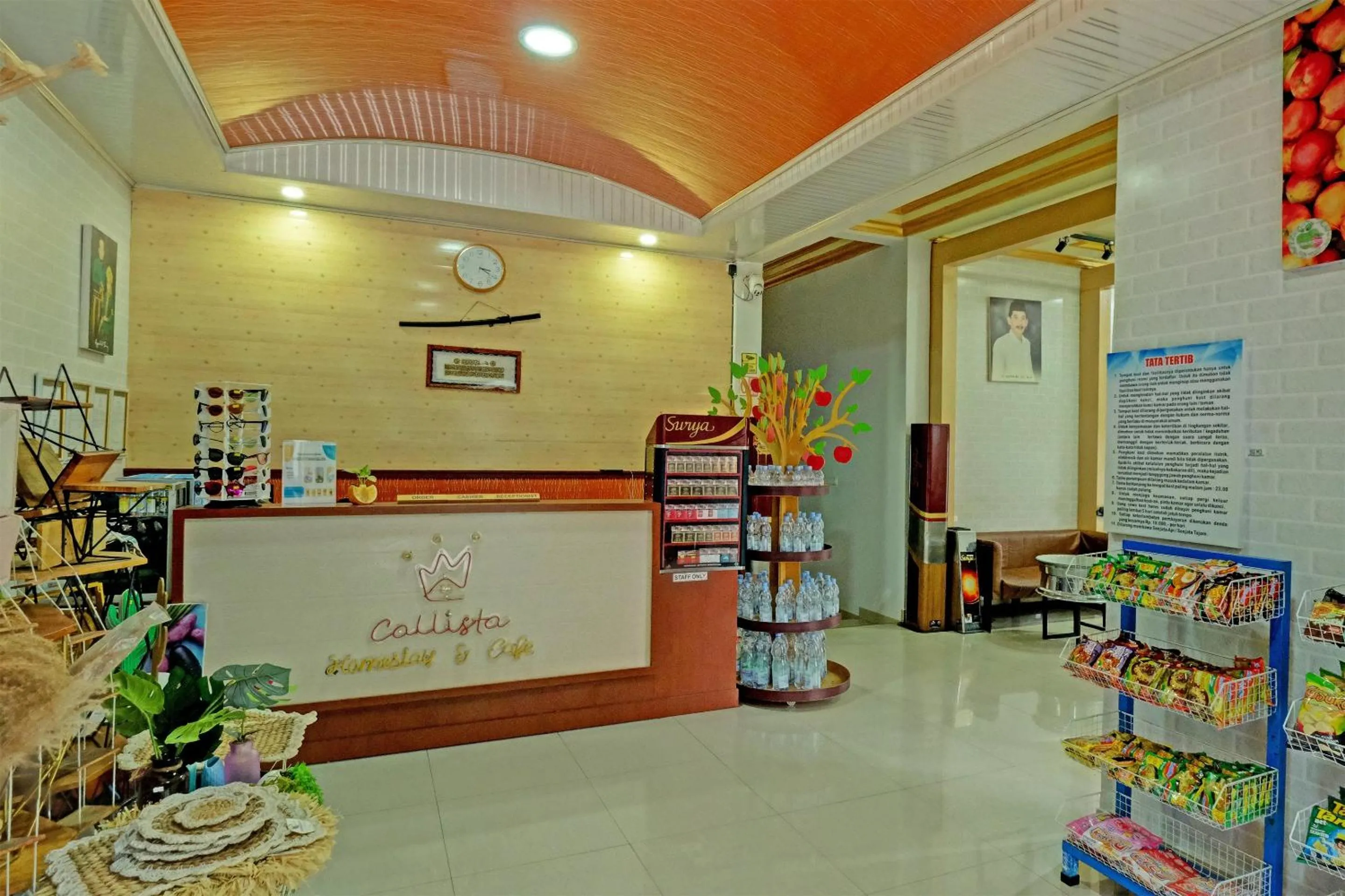Lobby or reception in Hotel O Callista Homestay Near RSUD Prof. Dr. H. M. Anwar Makkatutu
