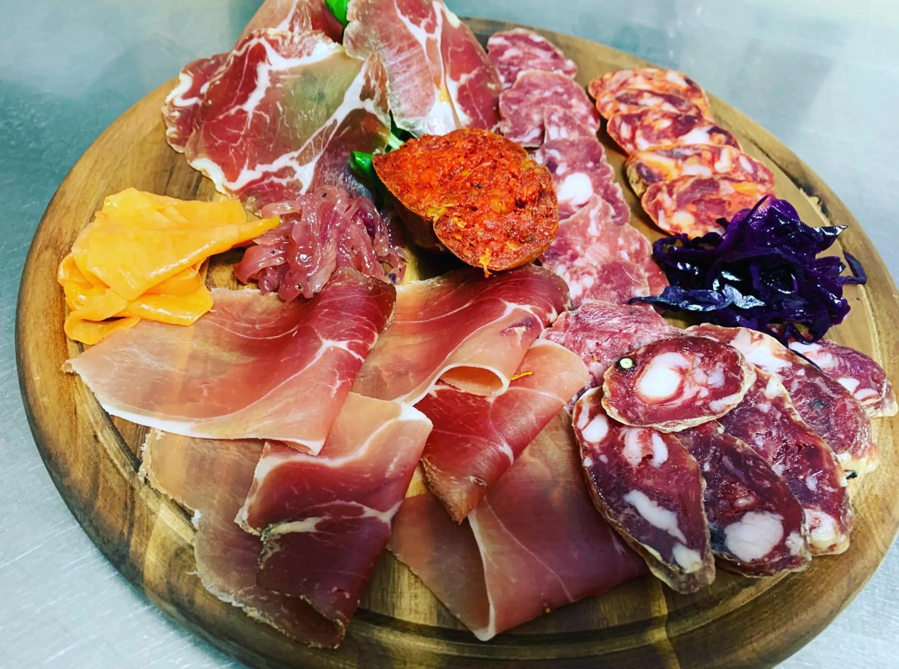 Food and drinks in Villa Garden