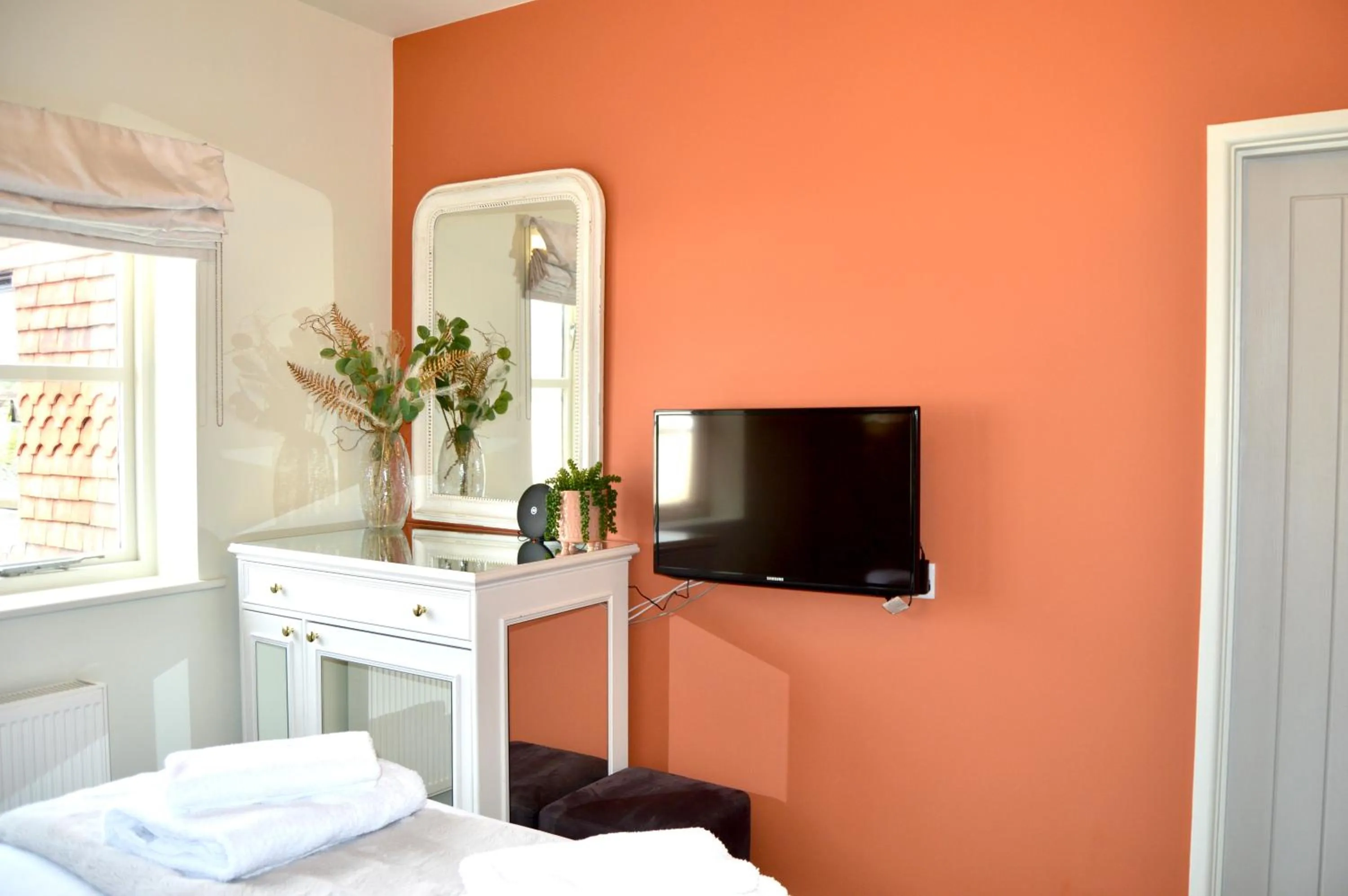 Bedroom, Bed in The Nest Hotel & Restaurant