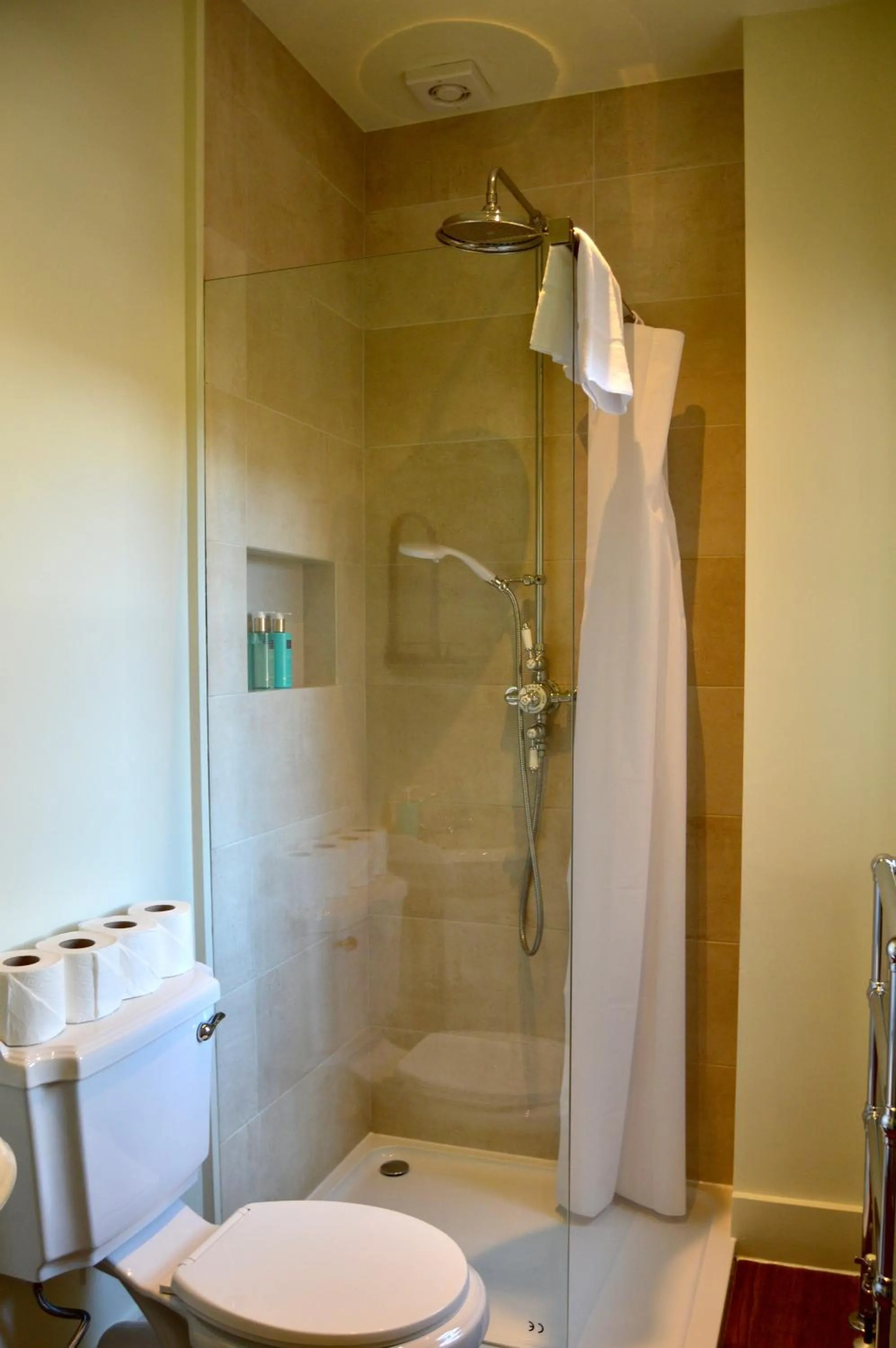 Bathroom in The Nest Hotel & Restaurant