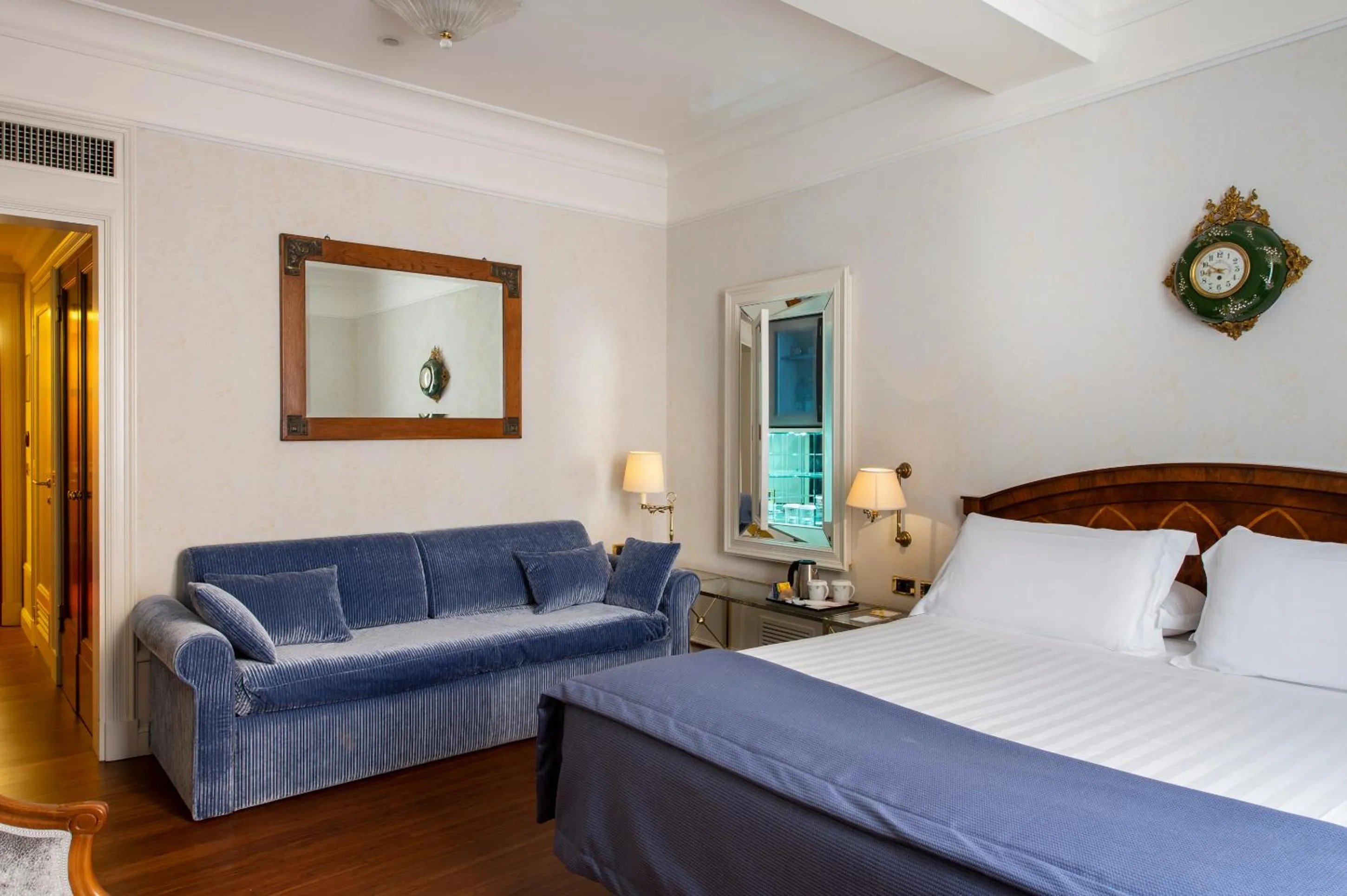 Photo of the whole room, Bed in Art Hotel Orologio