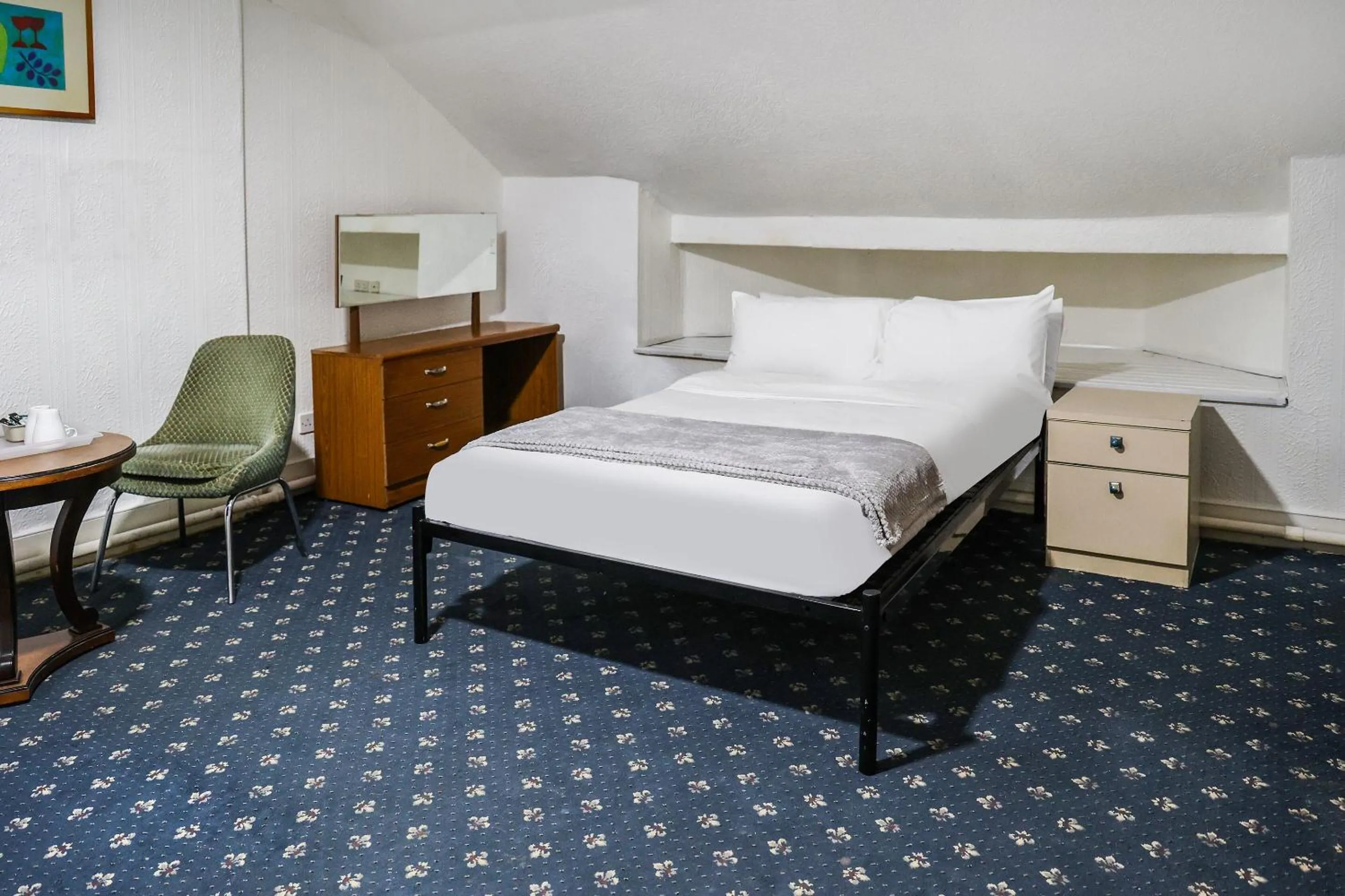 Bedroom, Bed in Hotel 346