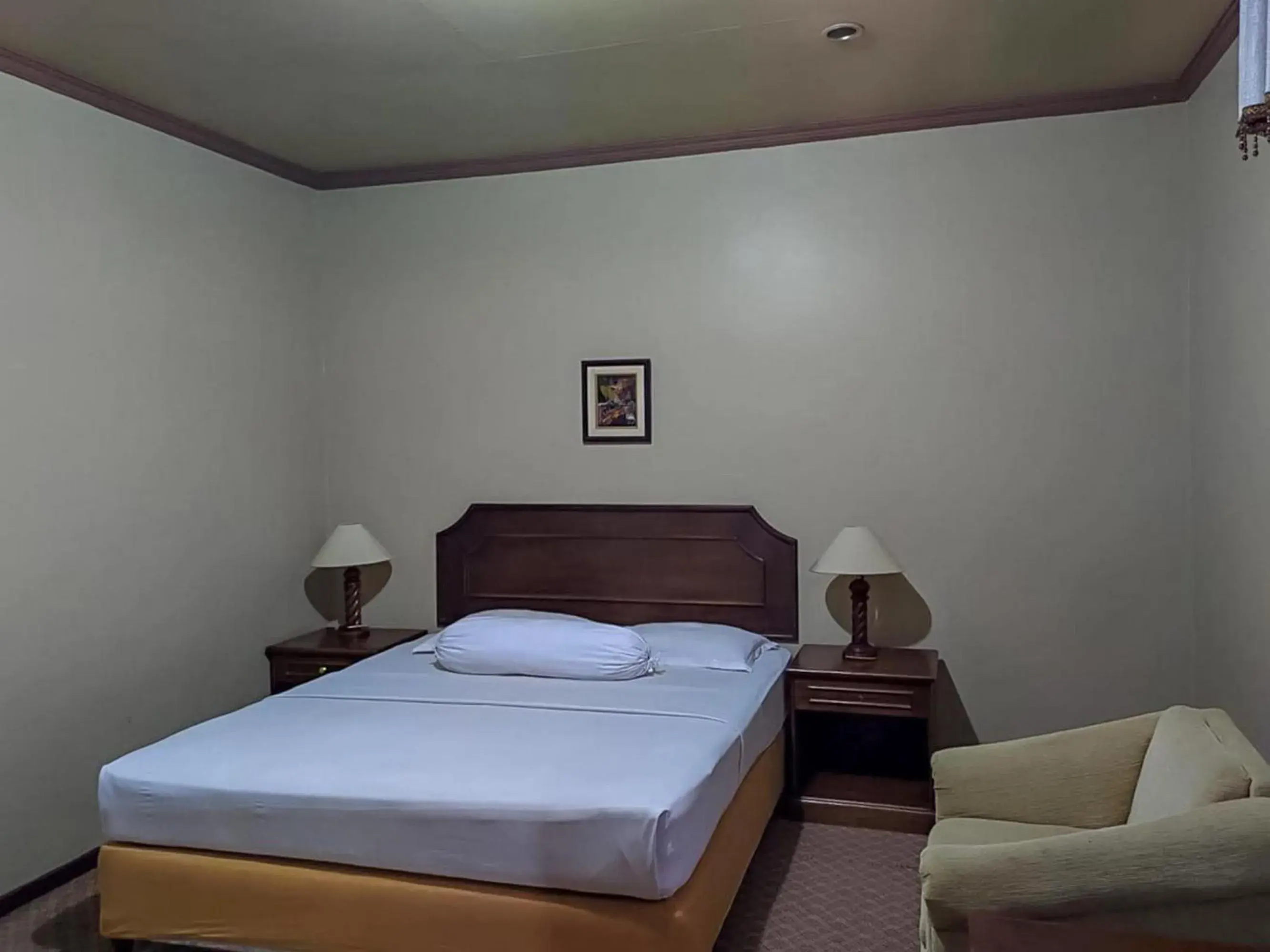 Standard Double Room in Hotel Indiana Syariah Mitra RedDoorz Standard Double Room in Hotel Indiana Syariah Mitra RedDoorz