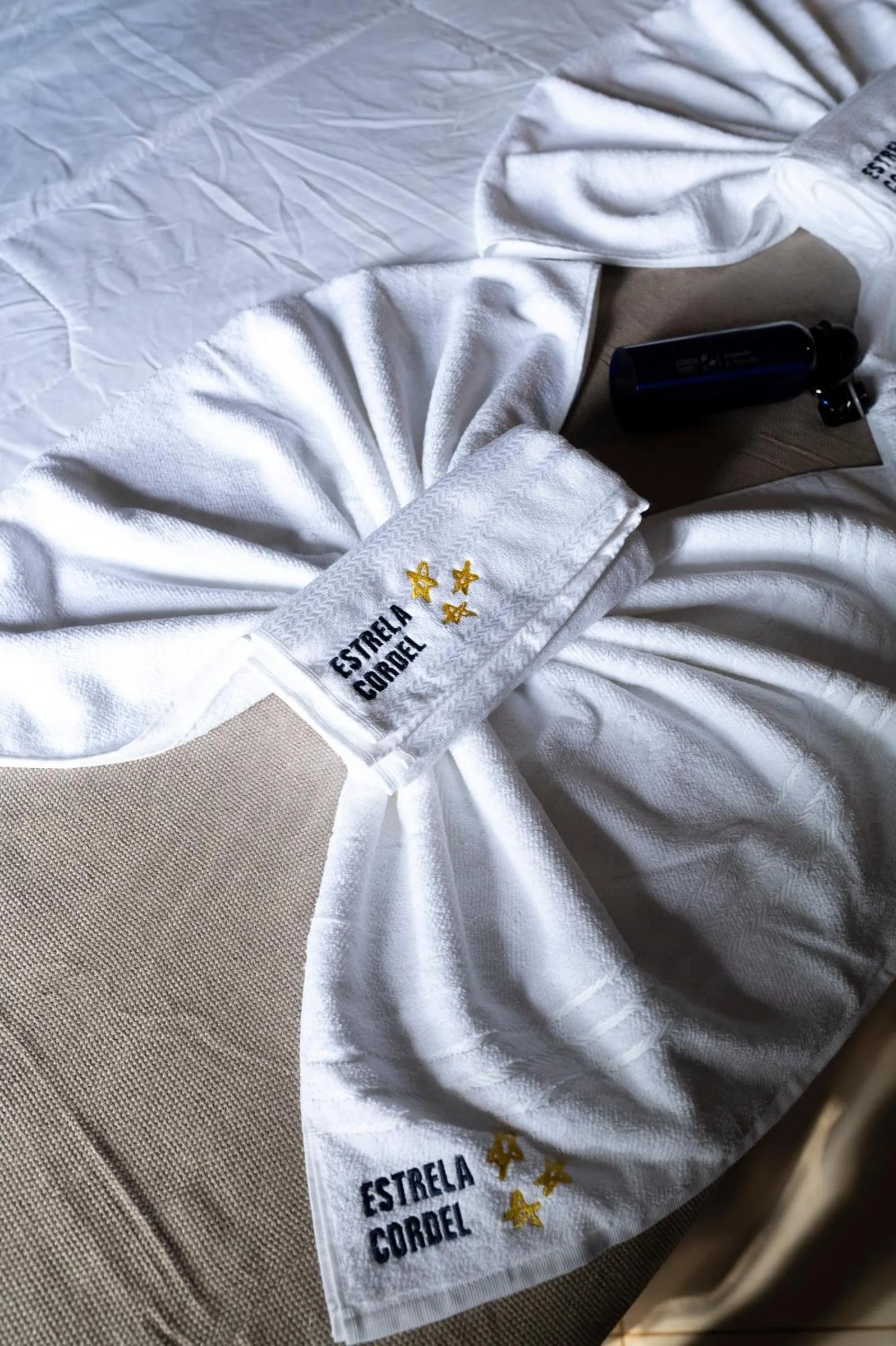 Property logo or sign, Bed in Pousada Estrela Cordel