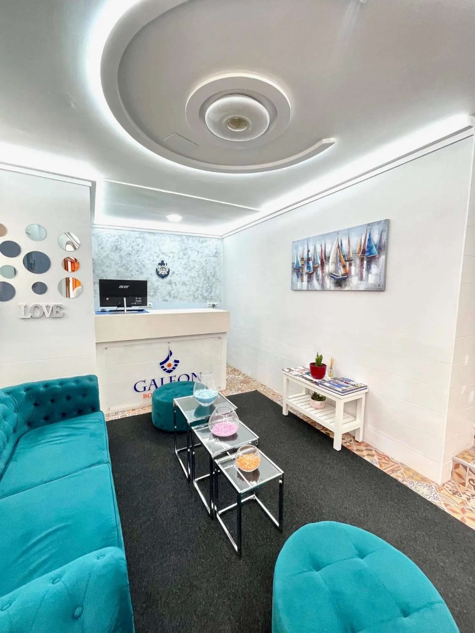 Seating area in Galeon Boutique Hotel