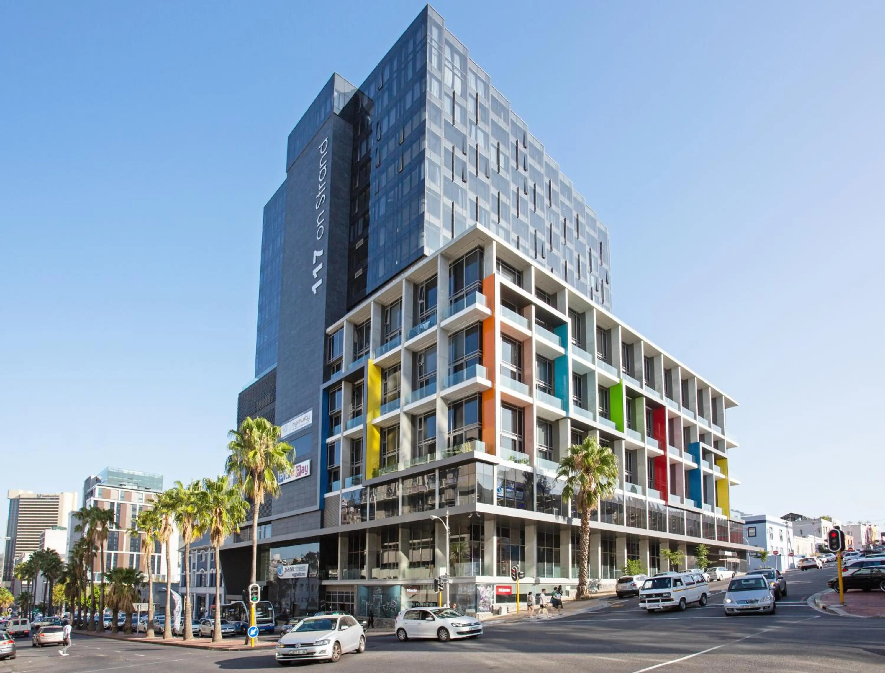 117 on Strand Luxury Apartments