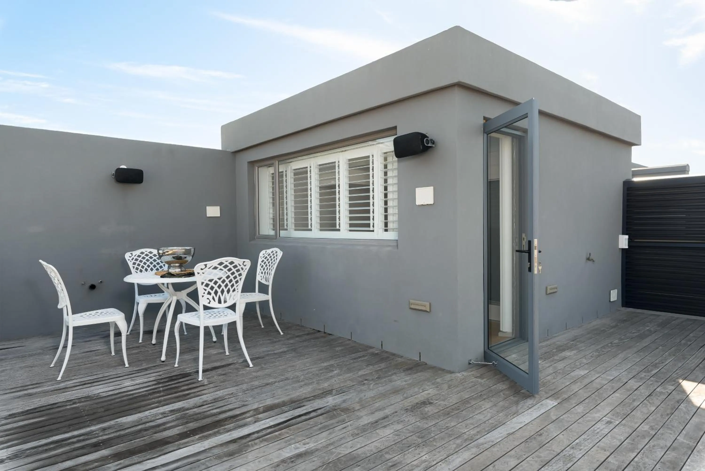 117 on Strand Luxury Apartments