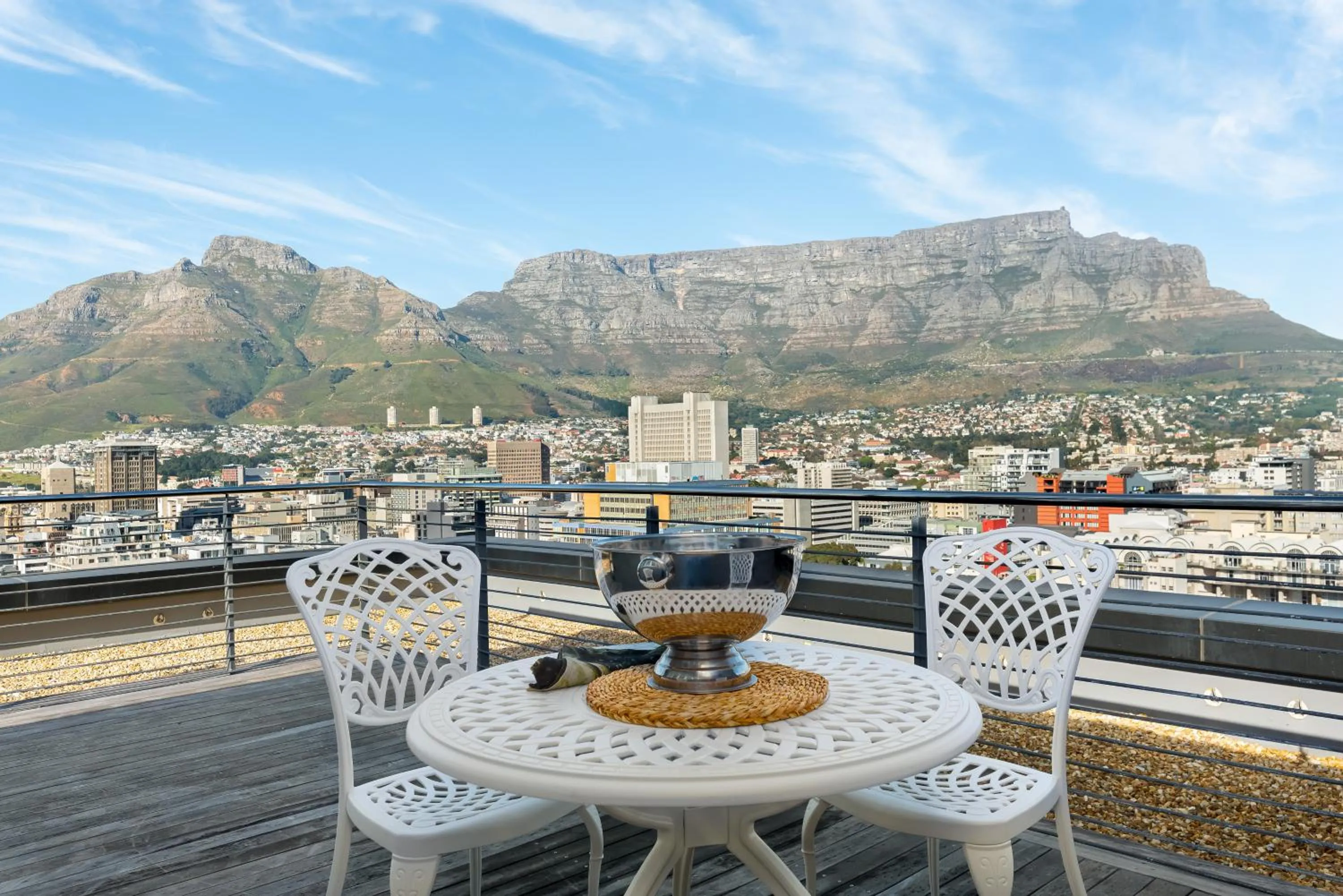 117 on Strand Luxury Apartments