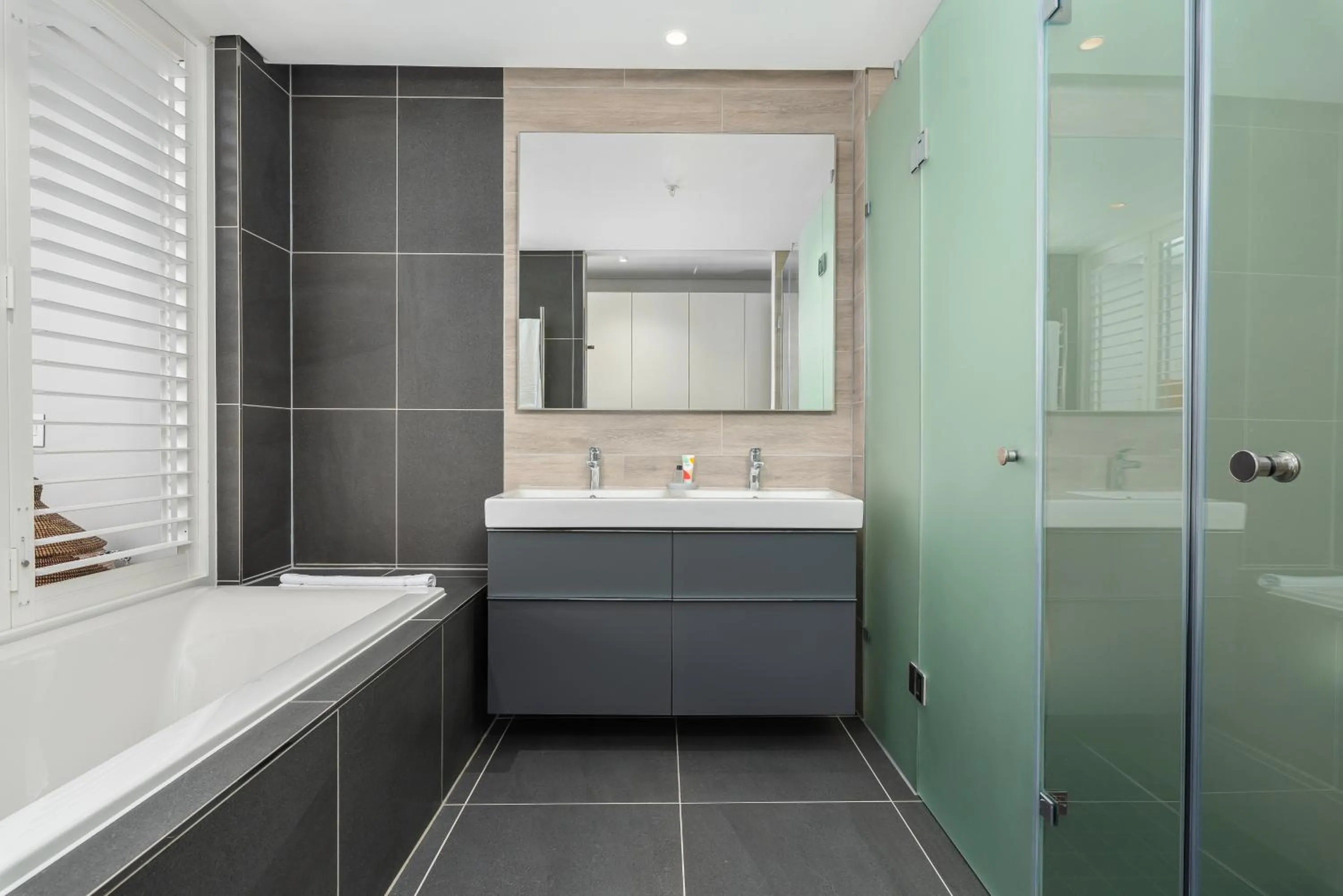 117 on Strand Luxury Apartments