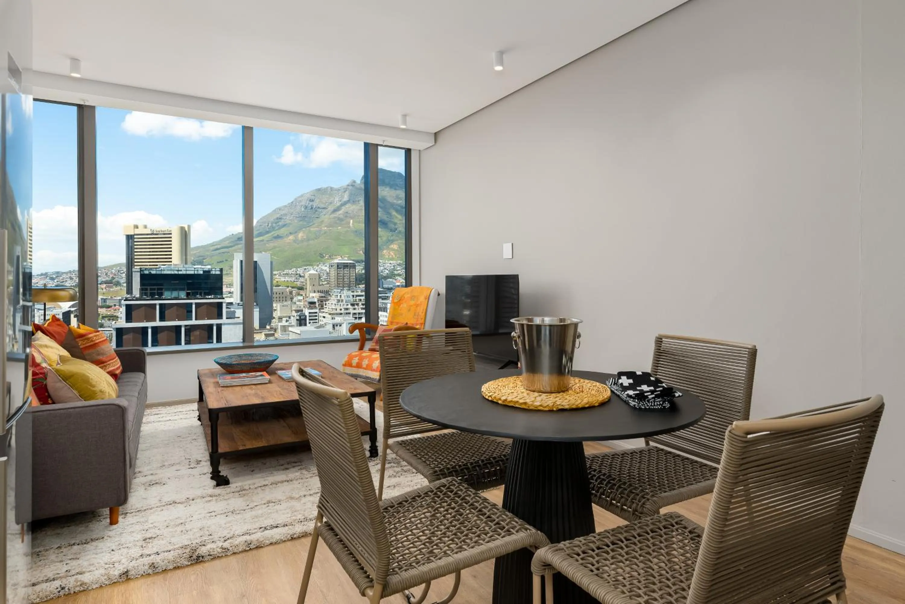 117 on Strand Luxury Apartments