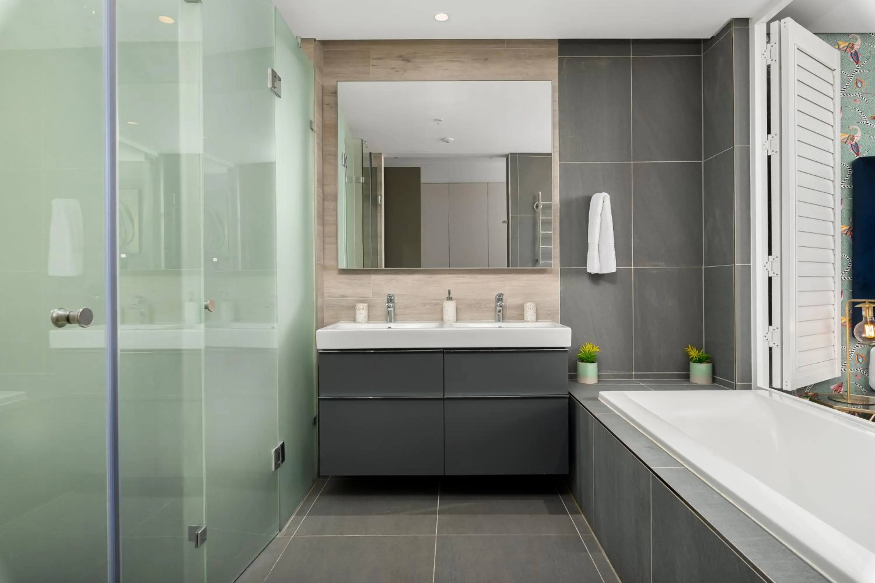 117 on Strand Luxury Apartments