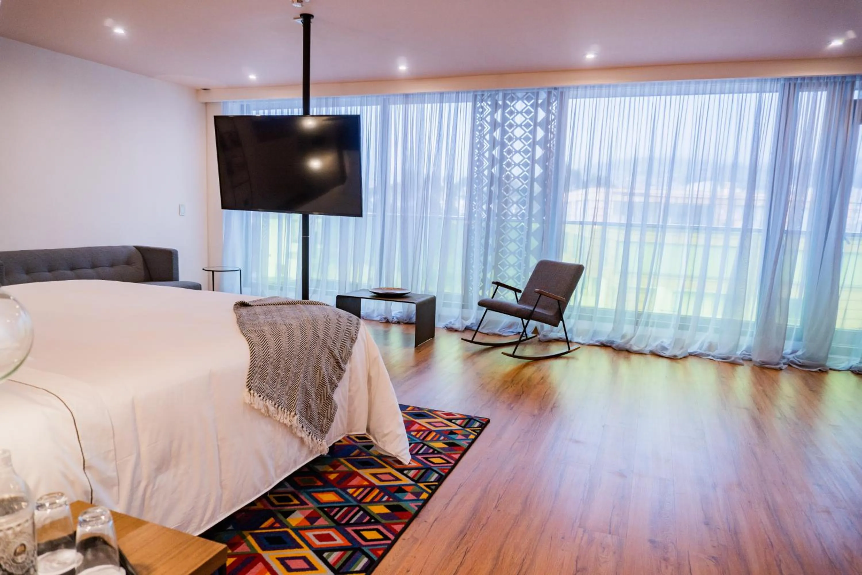 TV and multimedia, Bed in Hotel V1501