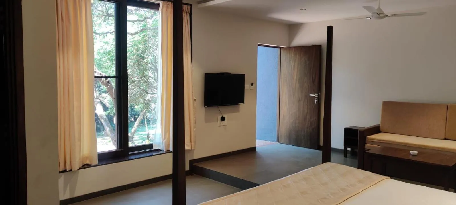 Bed in R R Heritage Resort Pure Vegetarian