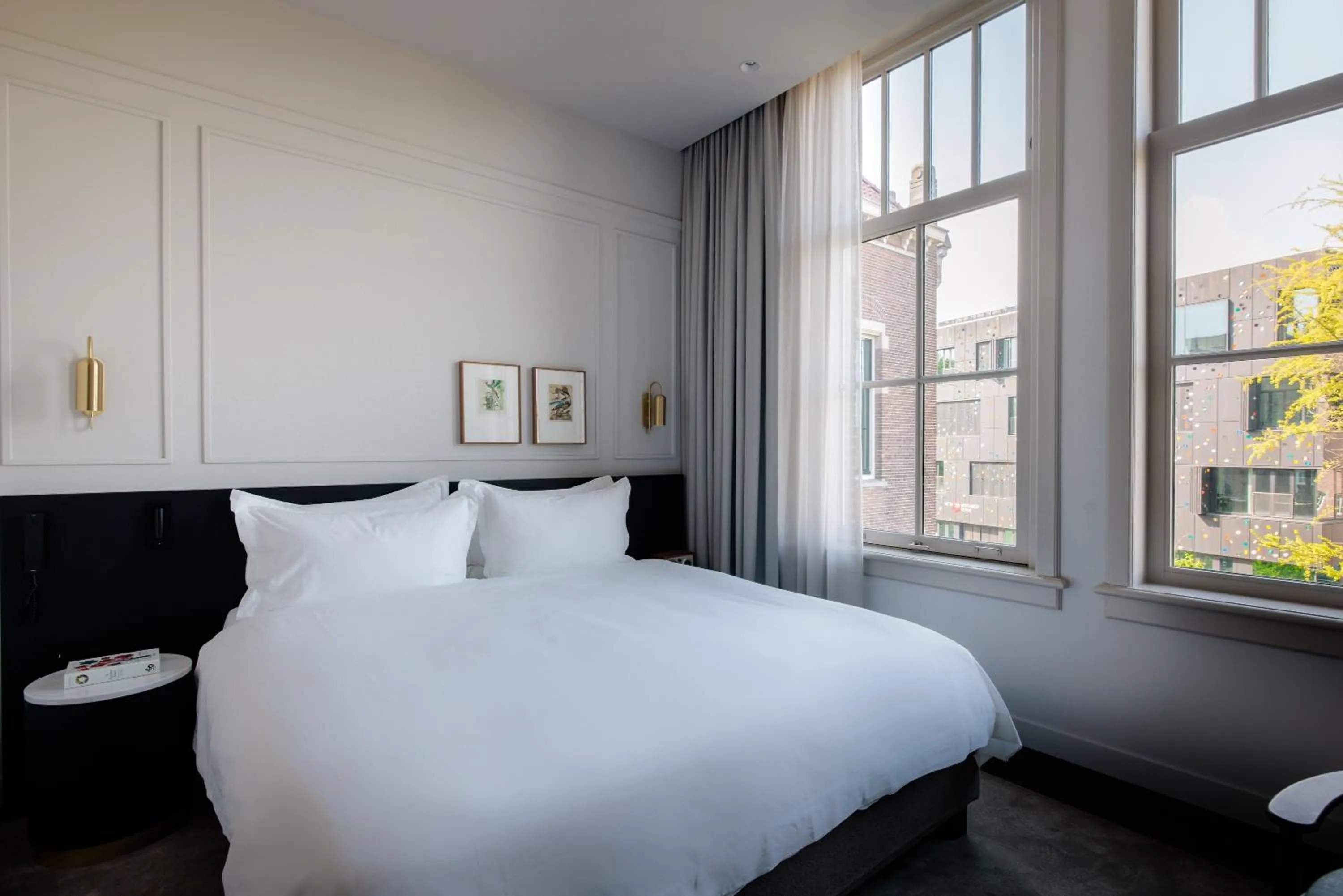 Bedroom, Bed in Pillows Grand Boutique Hotel Maurits at the Park - Small Luxury Hotels