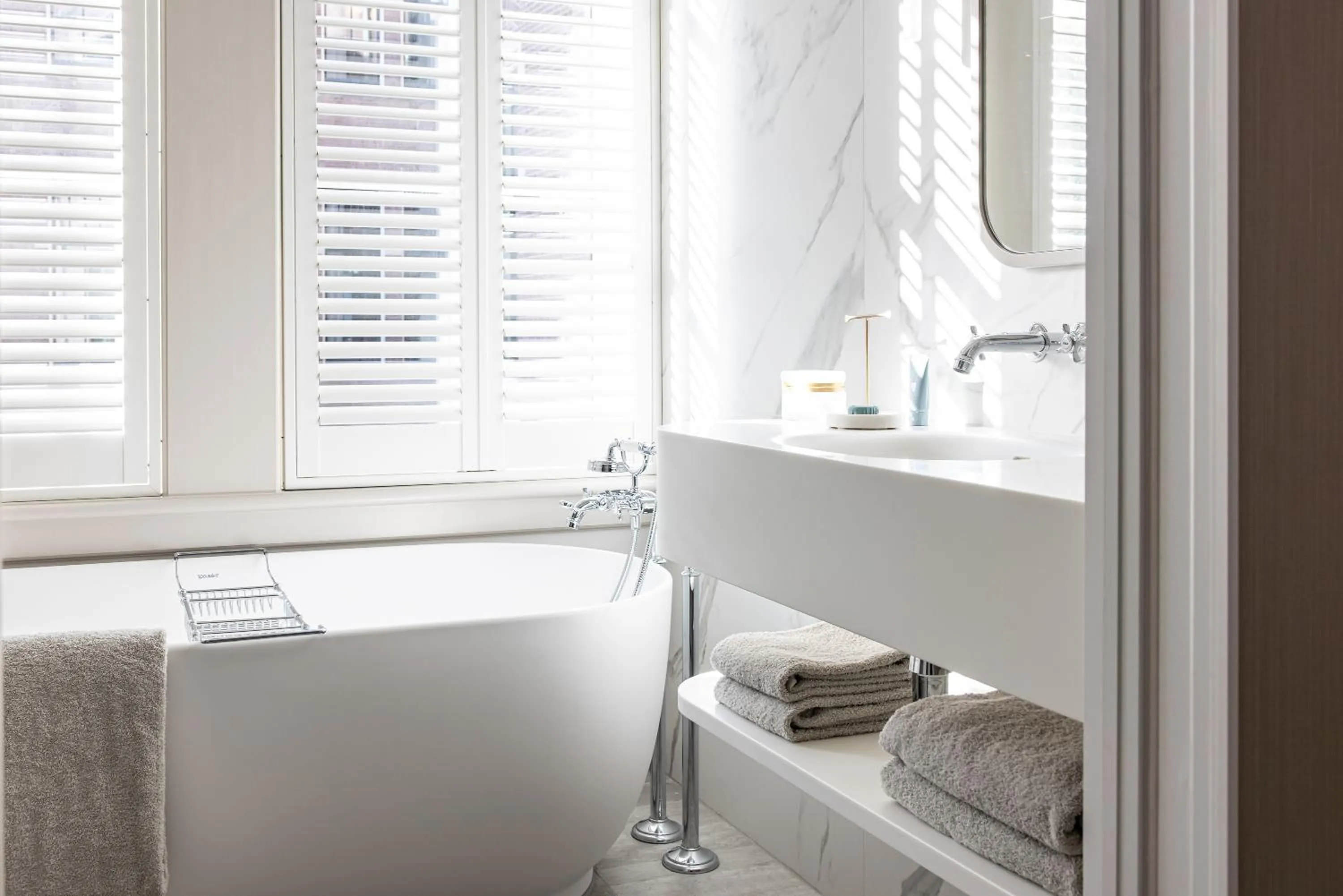 Bathroom in Pillows Grand Boutique Hotel Maurits at the Park - Small Luxury Hotels