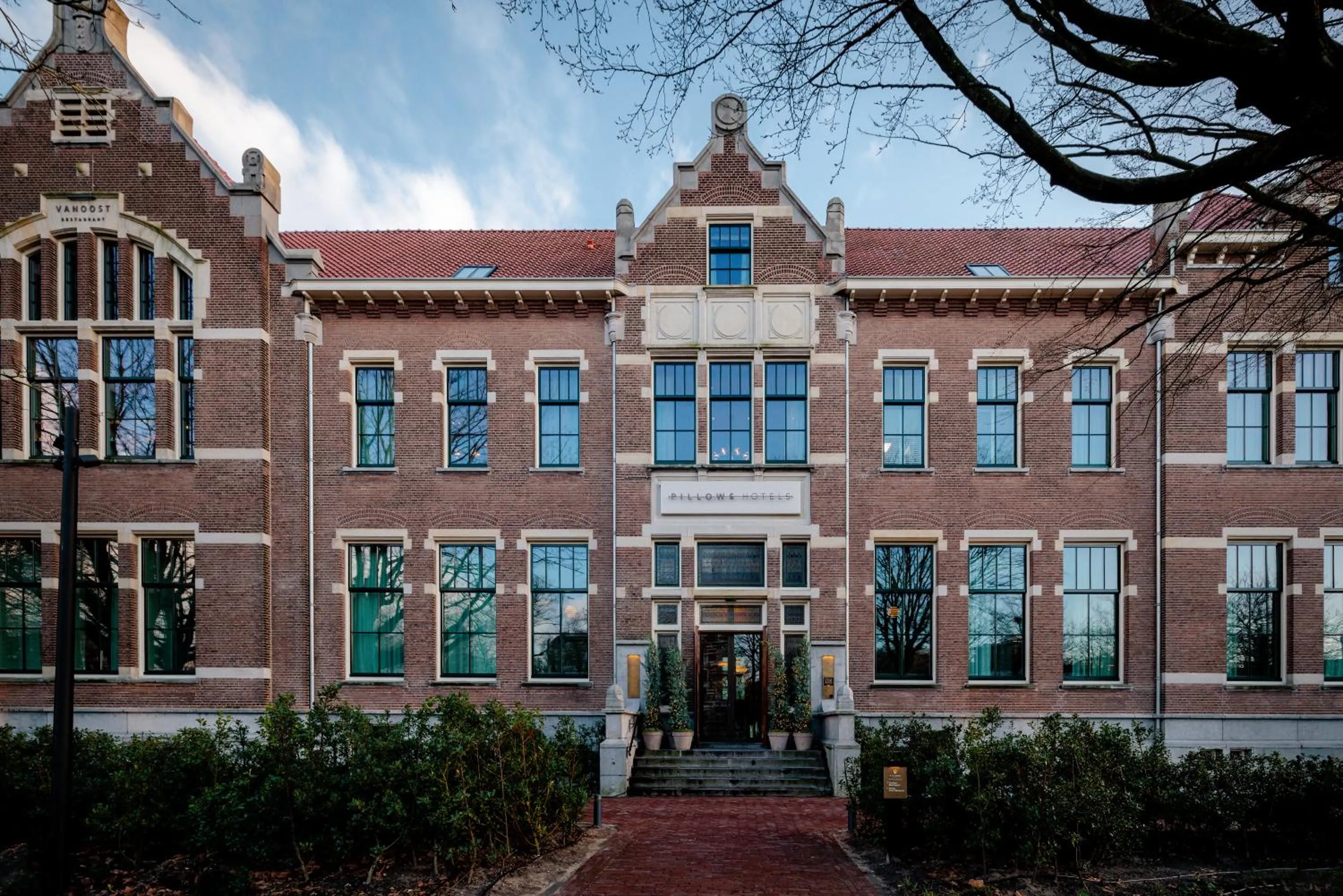 Property building in Pillows Grand Boutique Hotel Maurits at the Park - Small Luxury Hotels