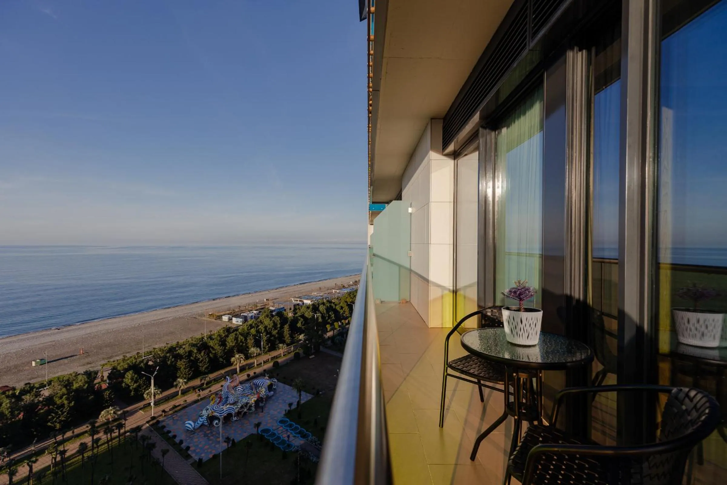 Balcony/Terrace in MiraMar Luxury Residences