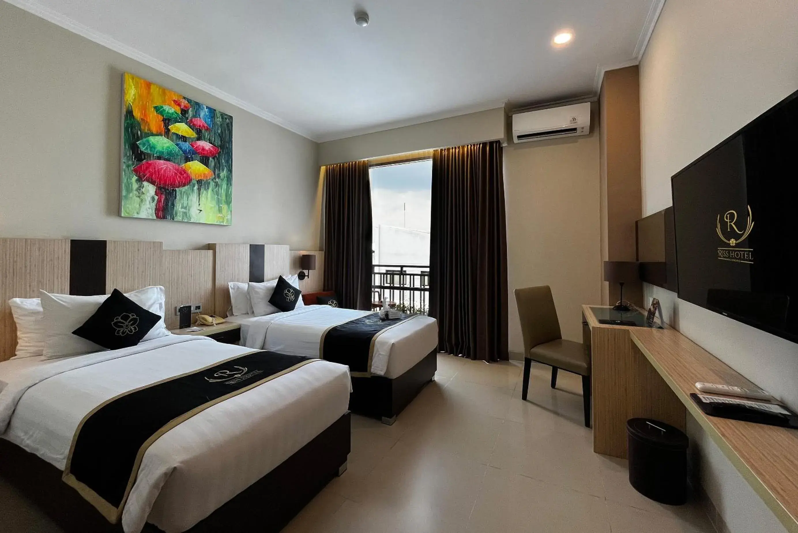 Twin Room with Balcony in Riss Hotel Malioboro Twin Room with Balcony in Riss Hotel Malioboro
