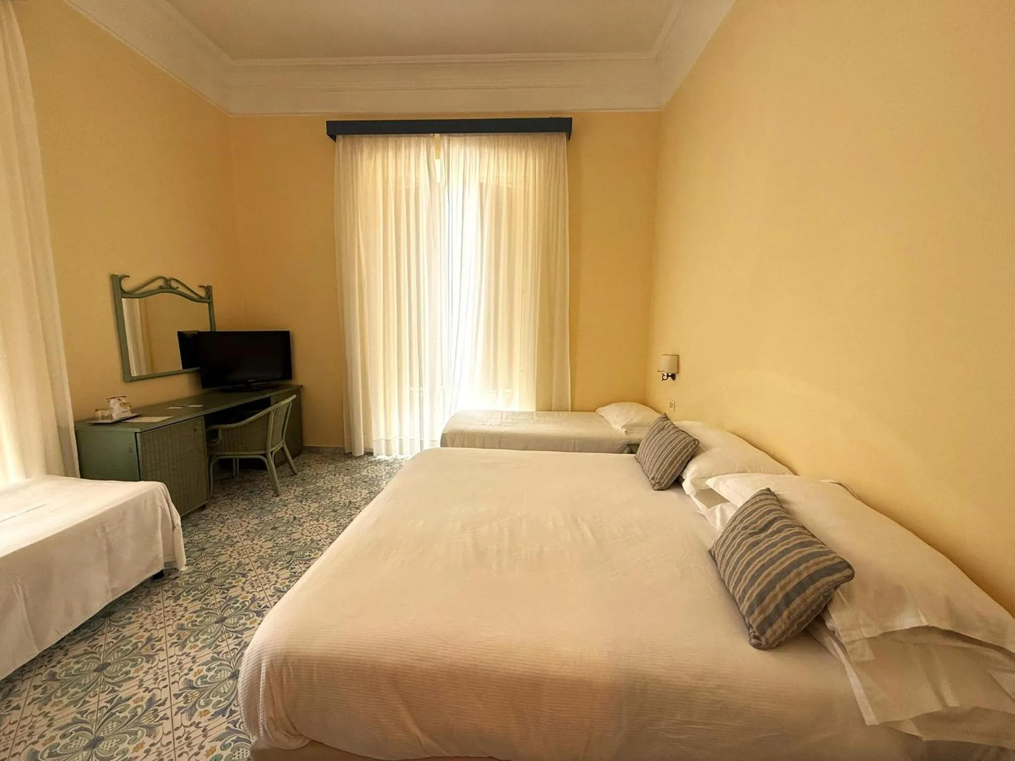 Bedroom, Bed in Hotel Villa Maria