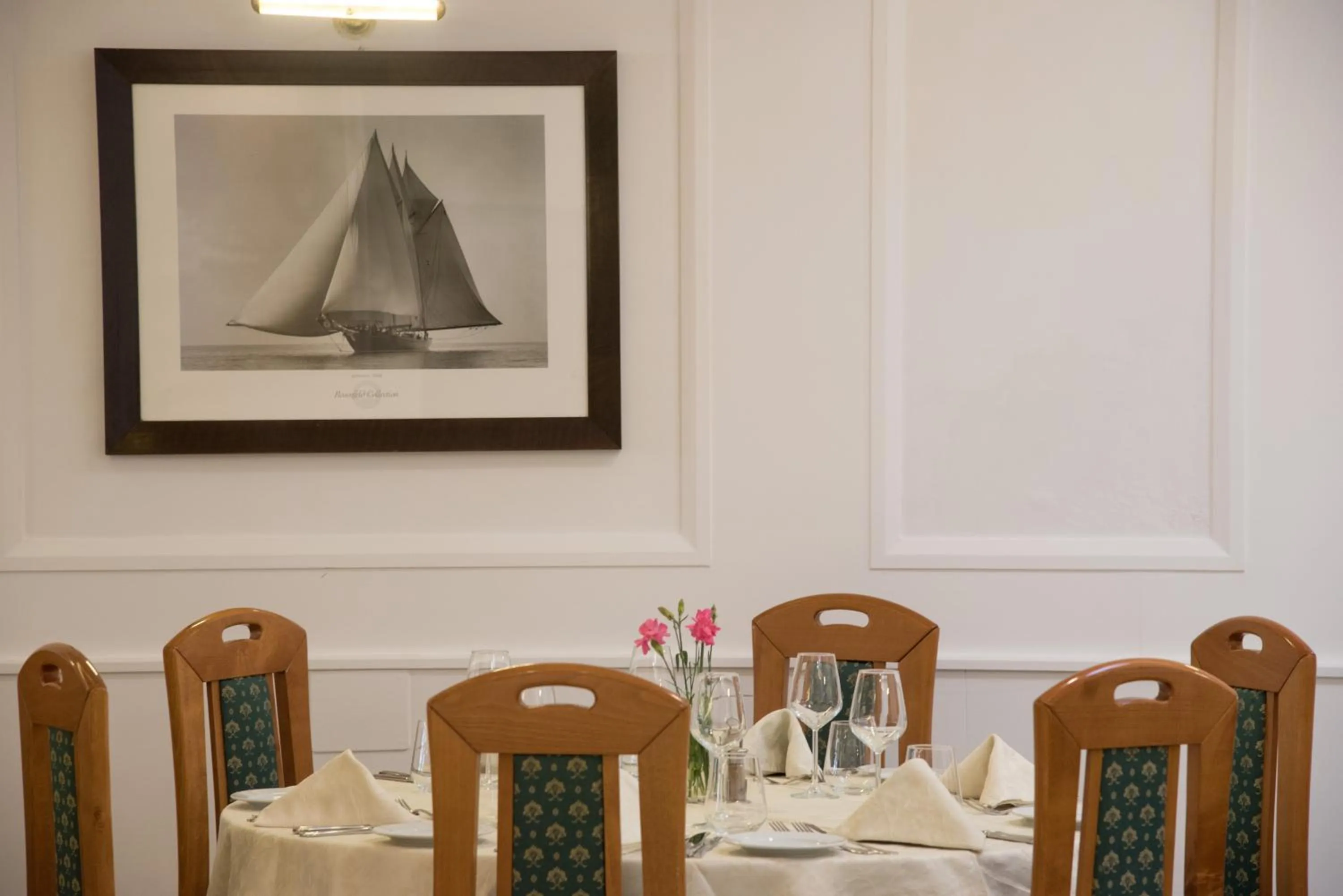 Restaurant/places to eat in Hotel Villa Maria