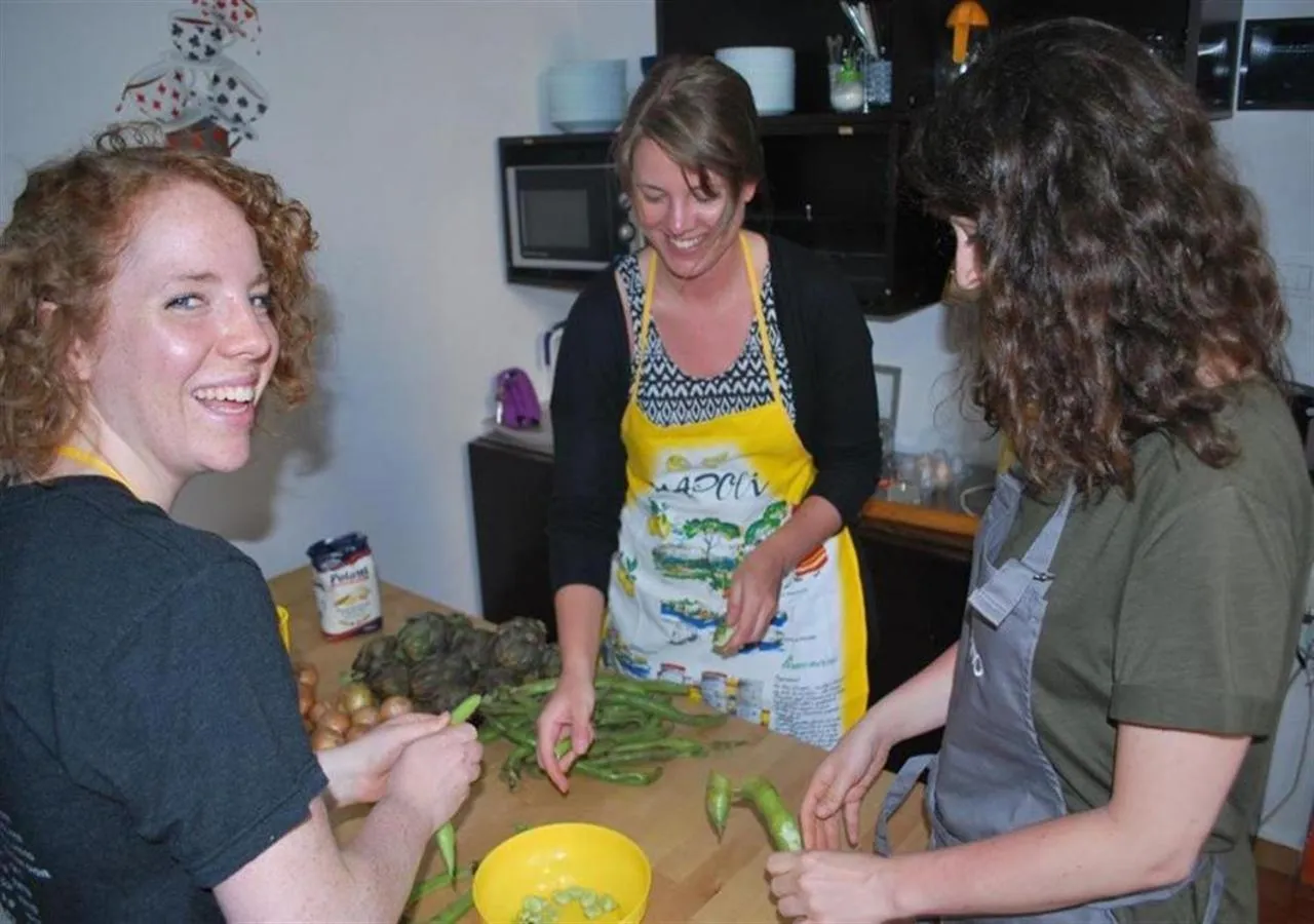 Communal kitchen in A Casa di Amici