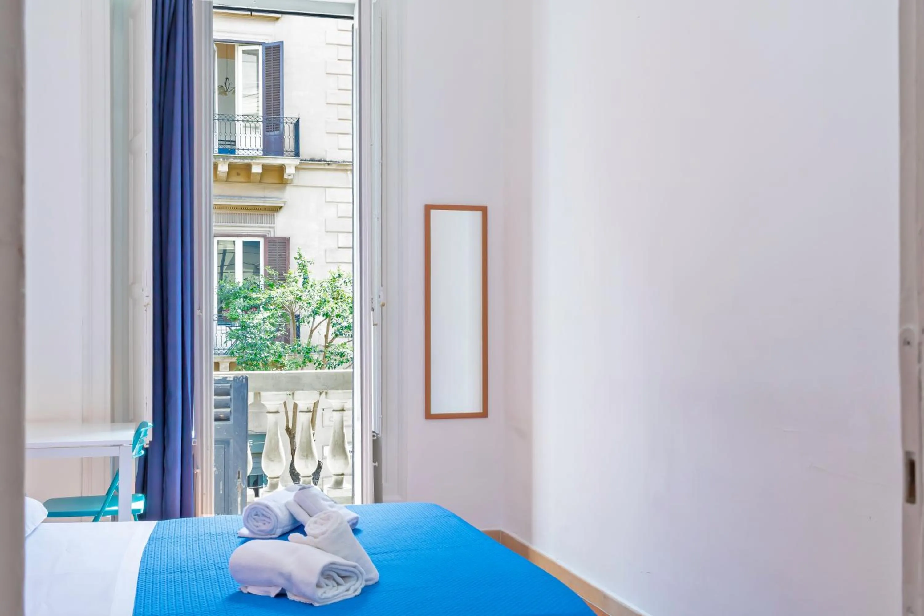 View (from property/room), Bed in A Casa di Amici