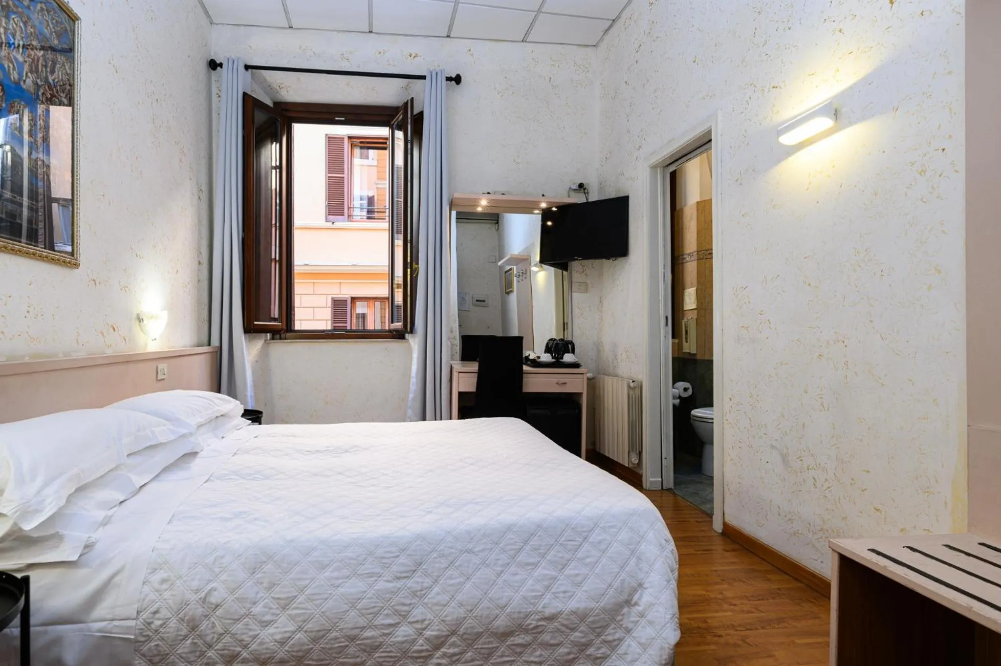 Photo of the whole room, Bed in Hotel Julia