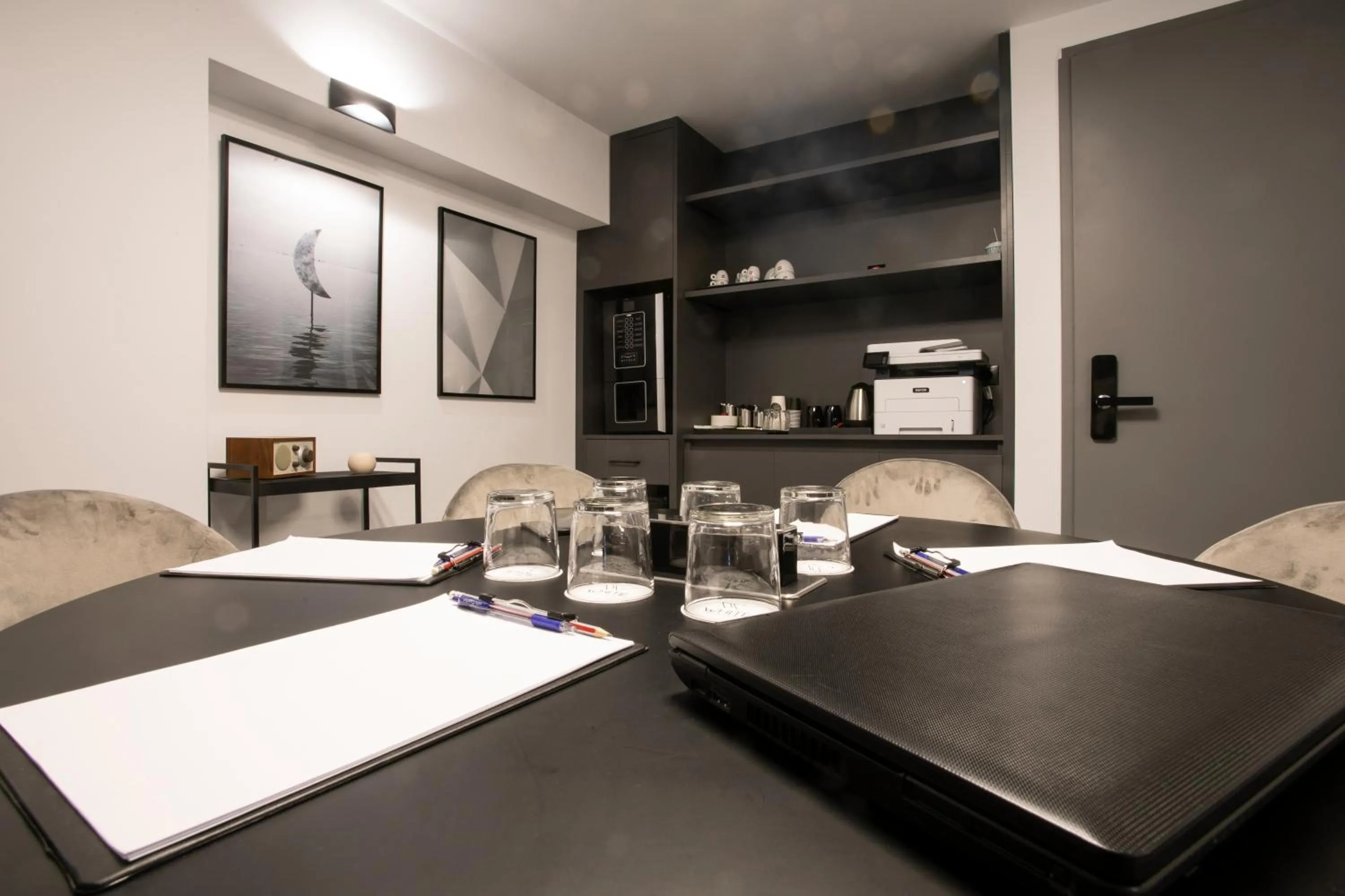 Meeting/conference room in White Trilogy