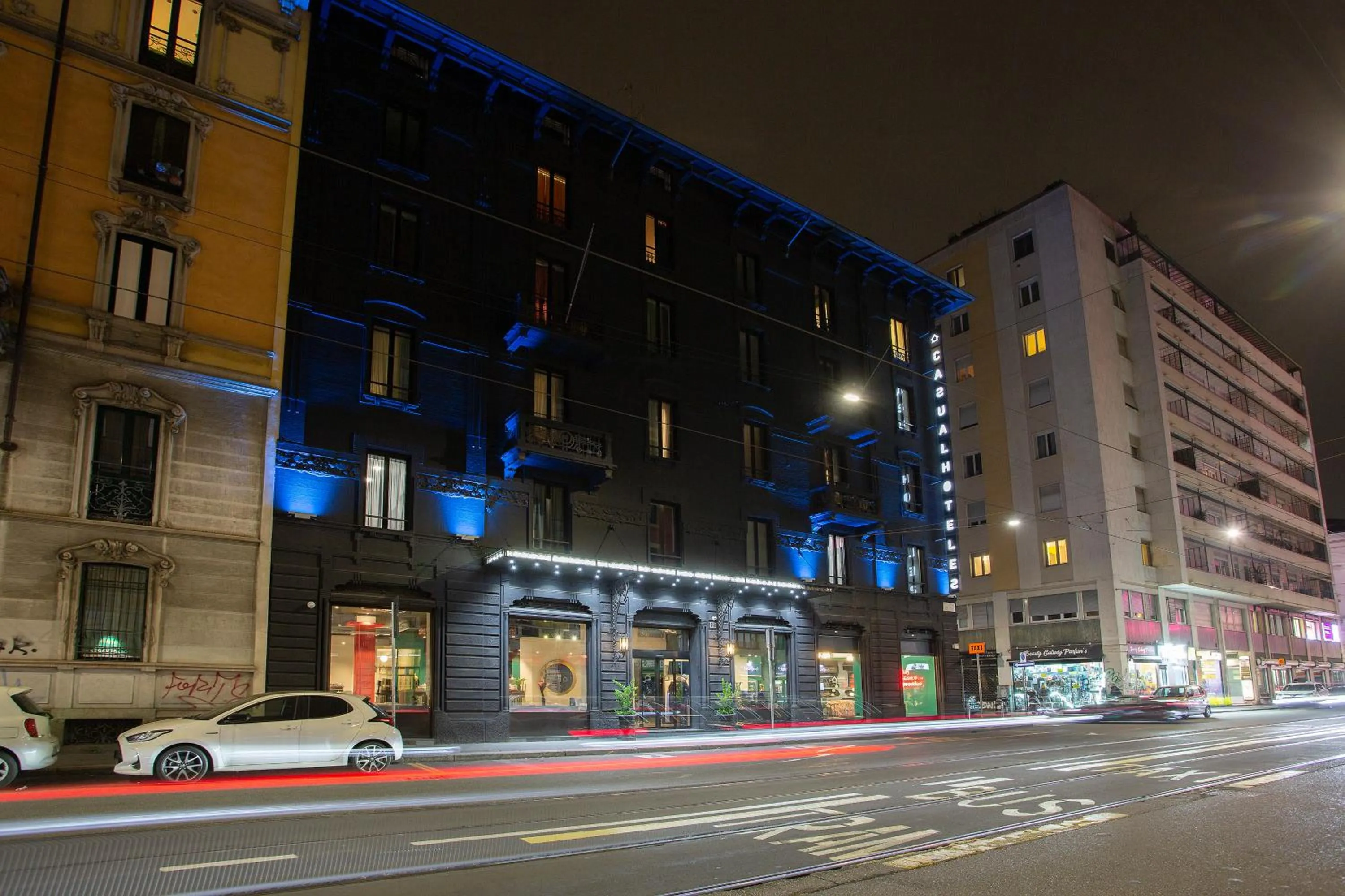 Property building in Casual Eclettico Milano